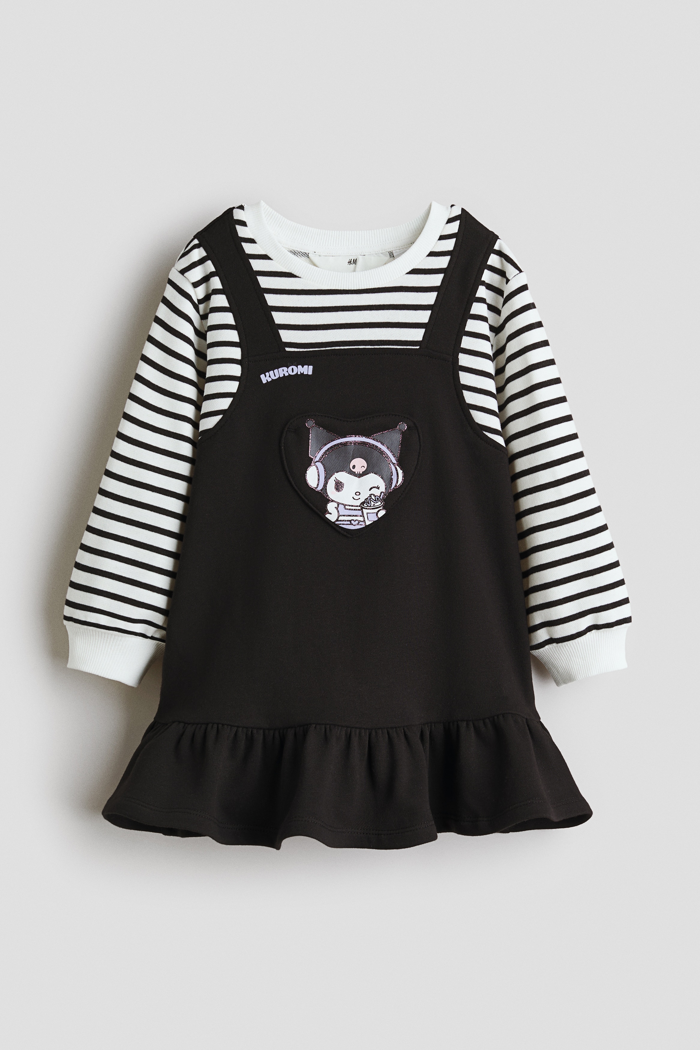 デザインスウェットワンピース - ブラック／クロミ/ライトブルー／シナモロール