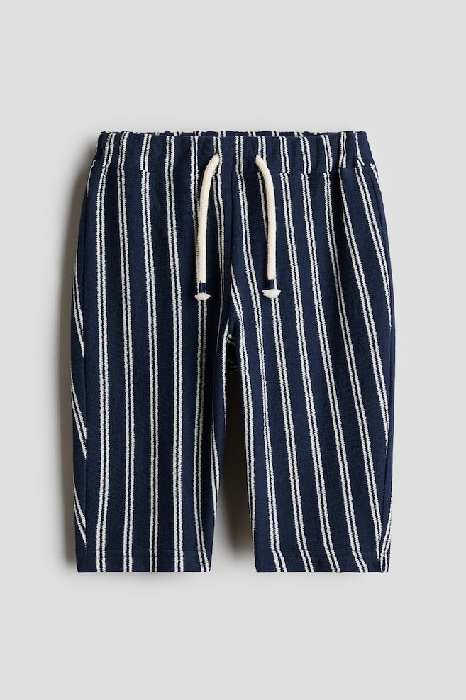 Pantalon en jersey texturé - Bleu marine/rayé/Beige clair/Vert/Crème/rayures bleu foncé - 1