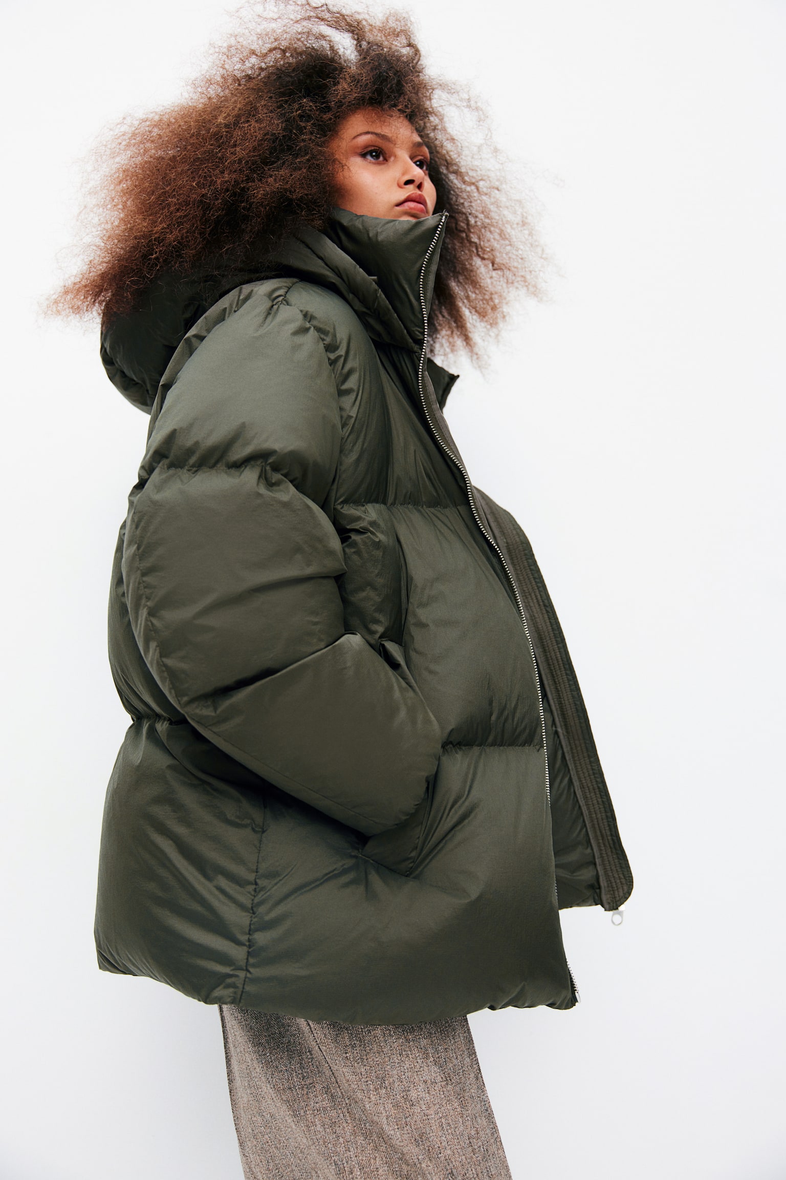 Oversized down puffer jacket - Dark khaki green/Black/Greige - 6