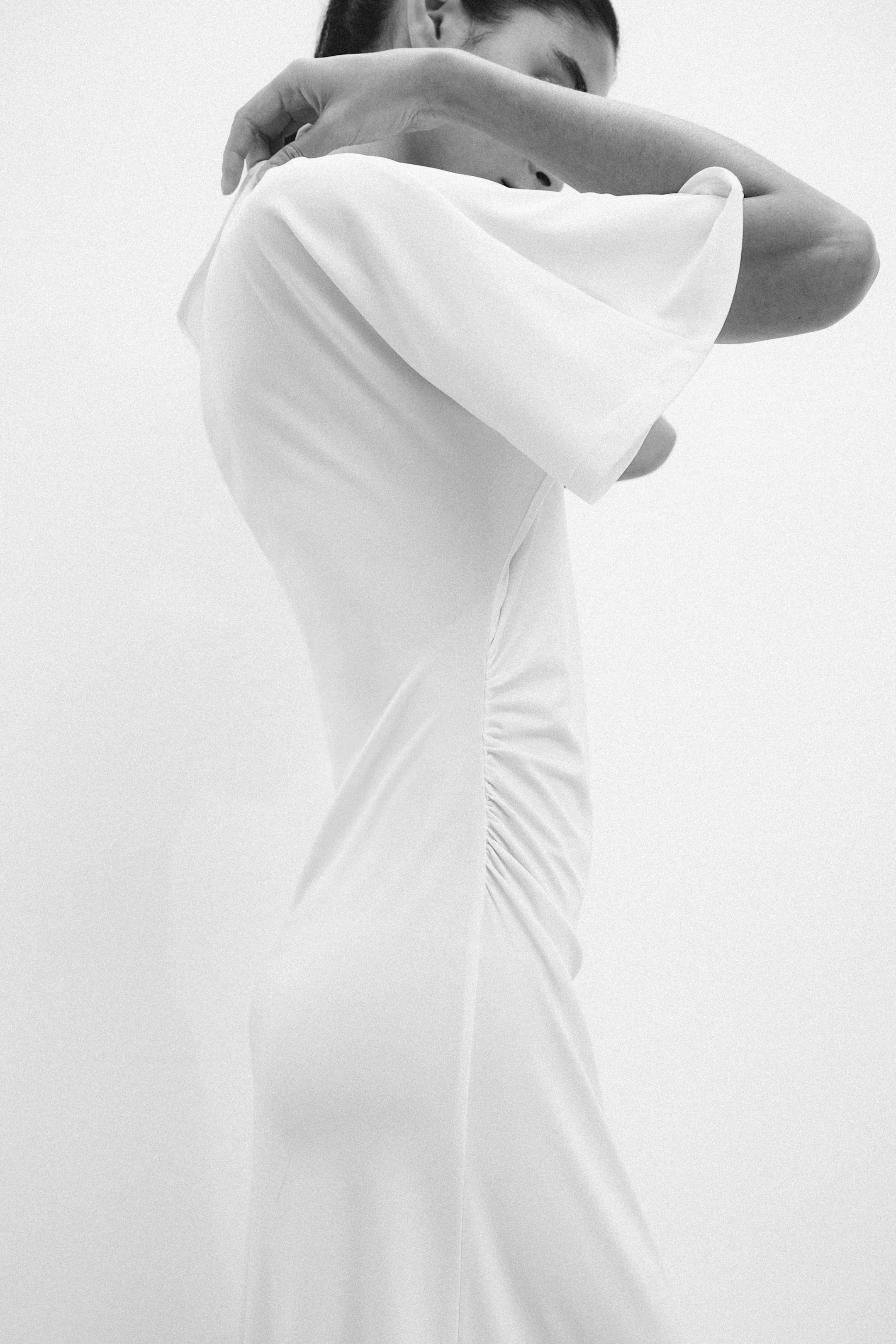 Женские платья H&M Draped T-Shirt Dress — фото 5