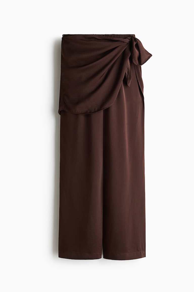 Pantalone od šifona s ukrasnom maramom