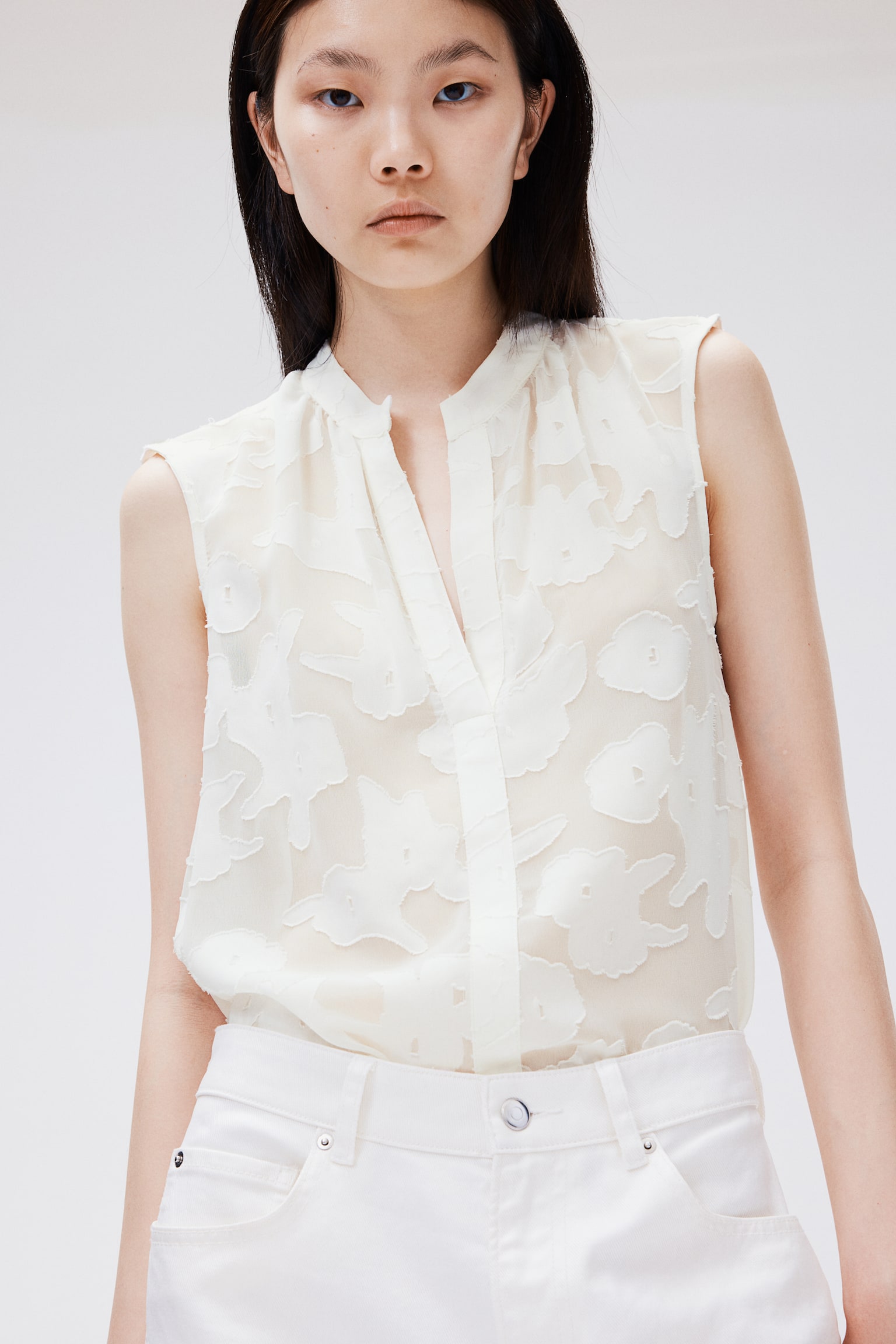 Jacquard Weave Sleeveless Blouse - White - 3