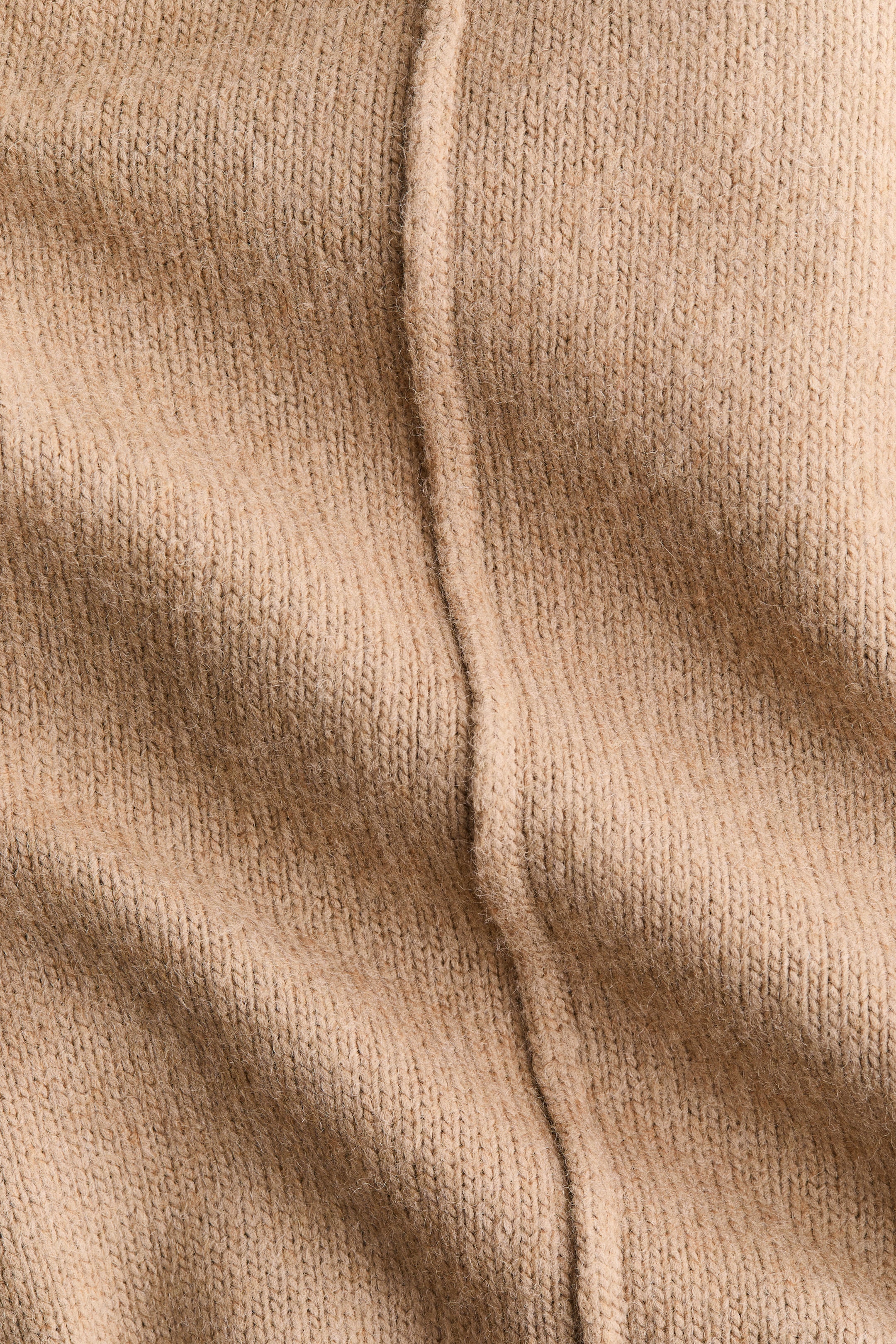 Näytä suurempi kuva: Saumallinen puolipooloneule - Tummanbeige - NAISET | H&M FI 5