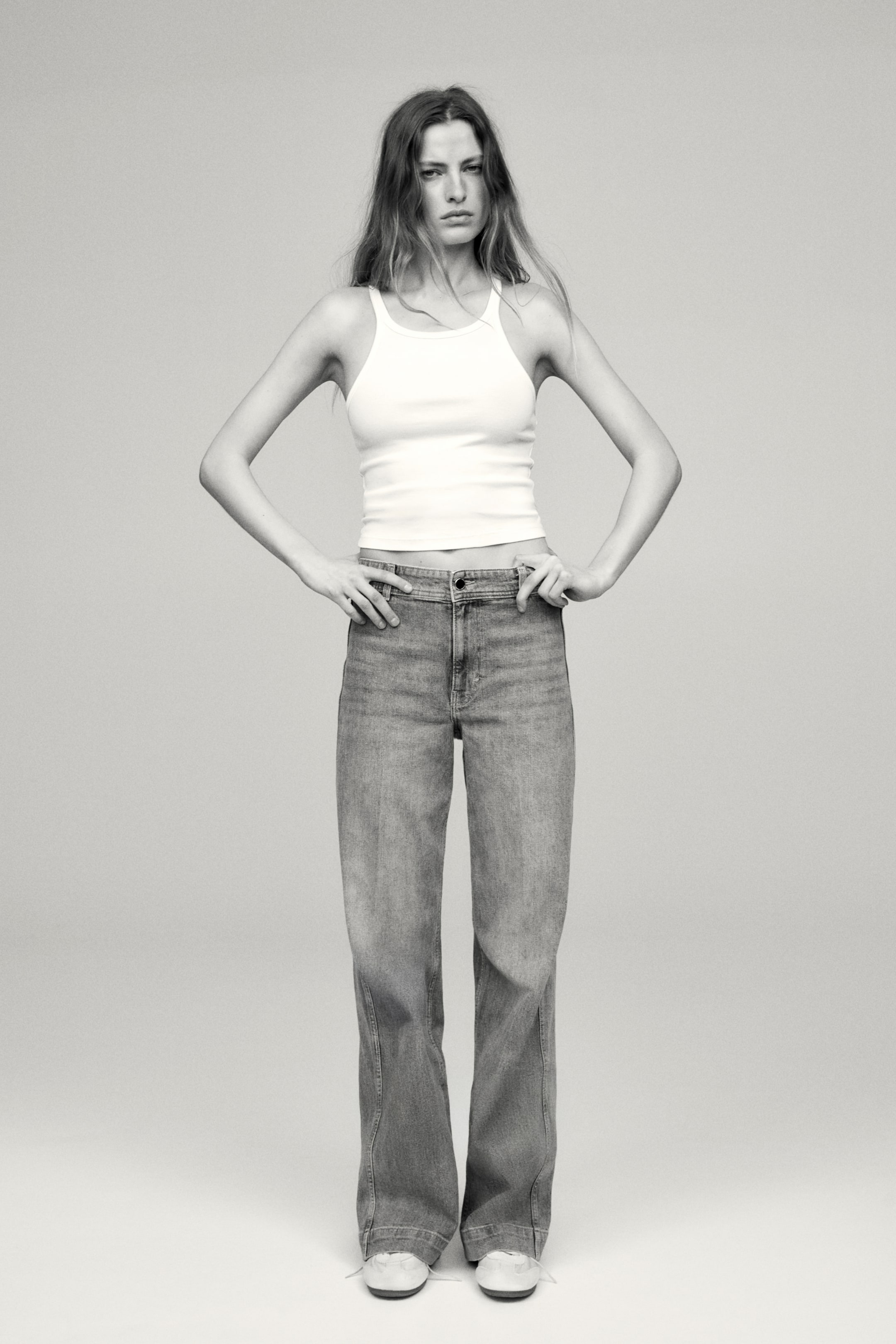 View larger image: Wide High Jeans - Light denim blue - Ladies | H&M 1