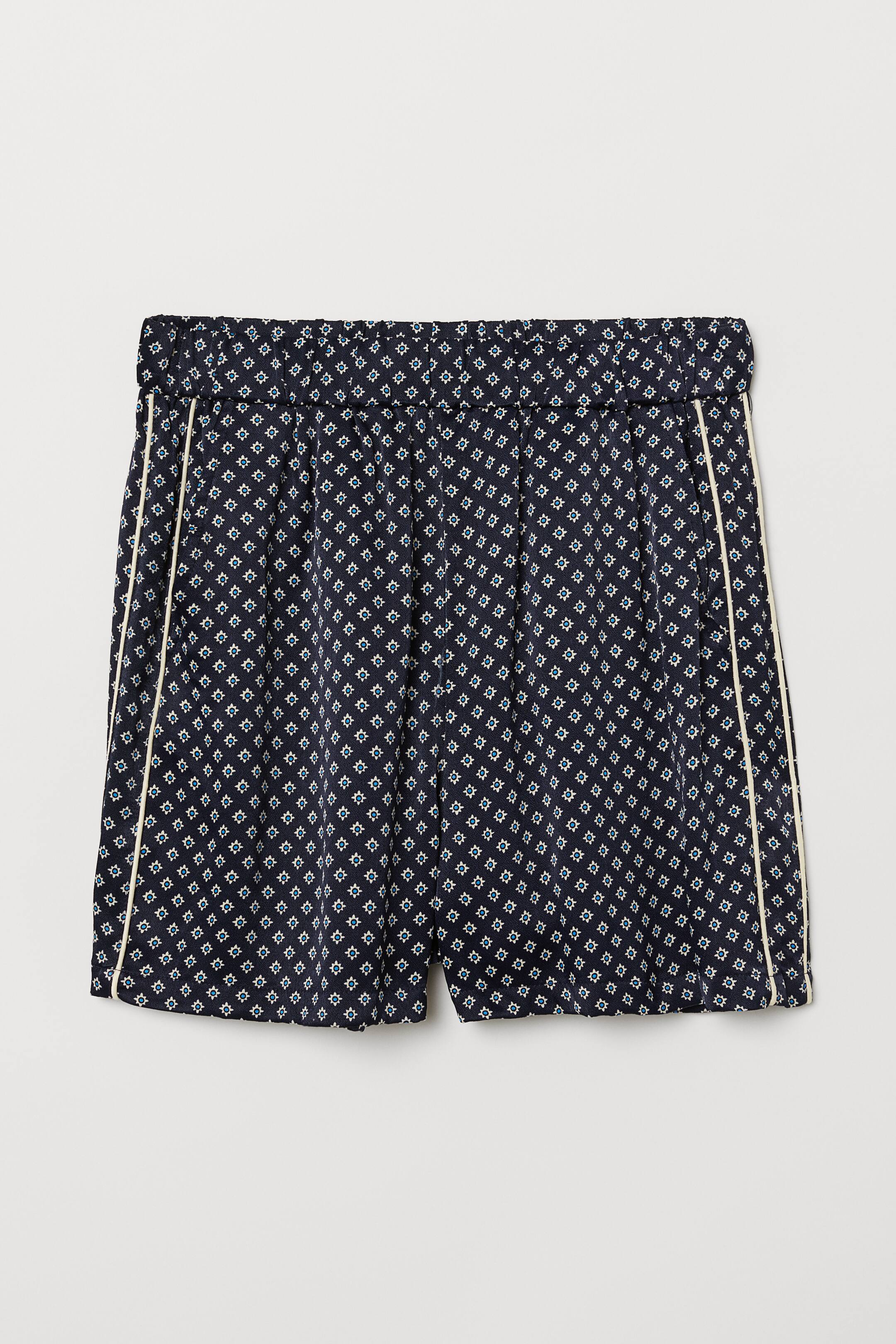 View larger image: Patterned shorts - Dark blue/Patterned - Ladies | H&M 1