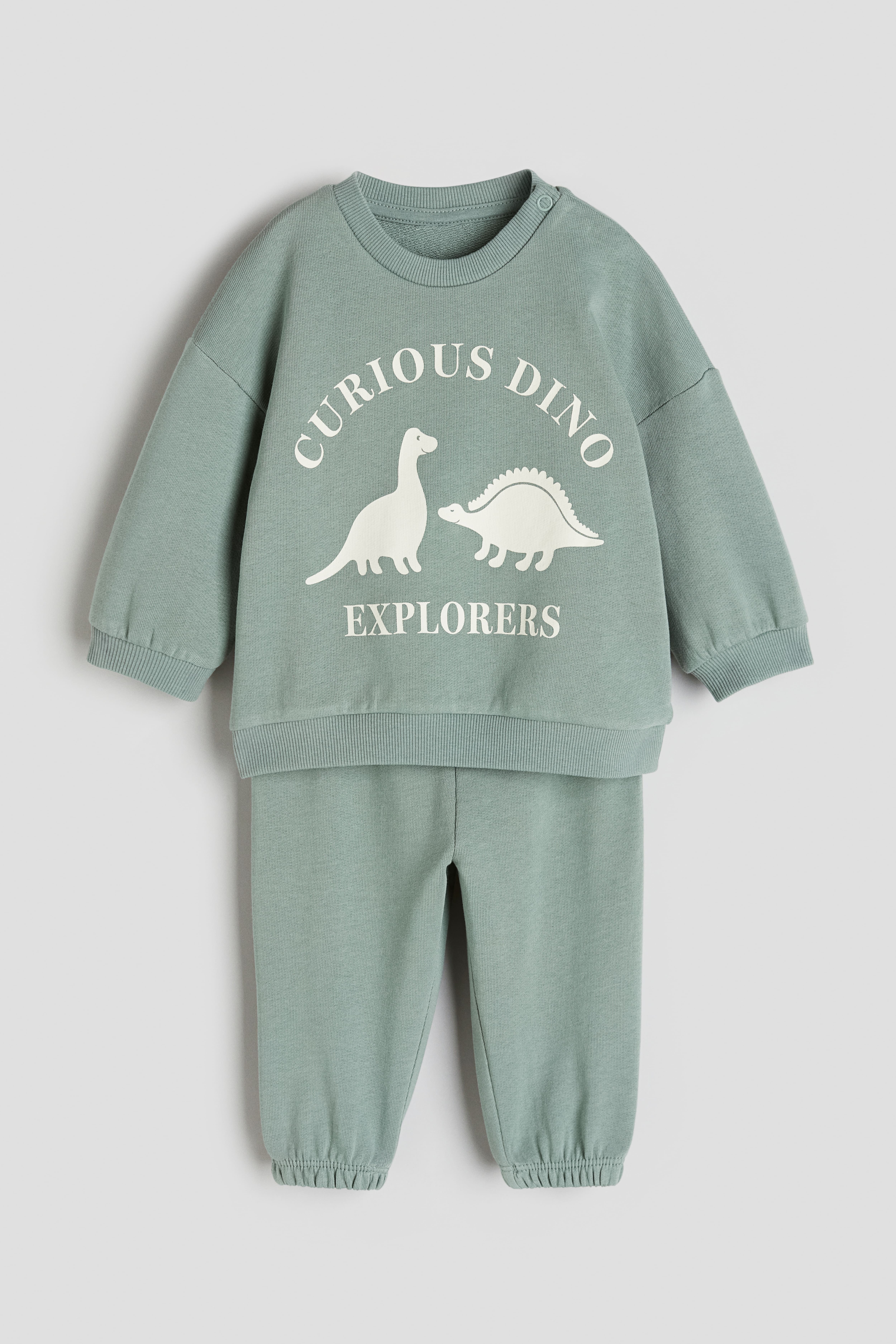 H and m store baby boy clothes