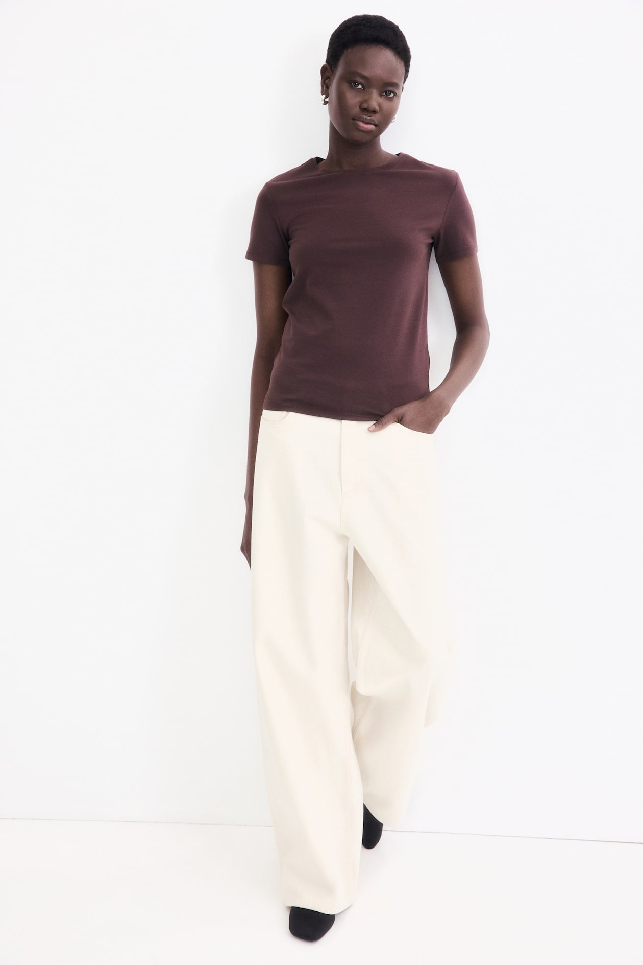 Fitted T-Shirt - image 3