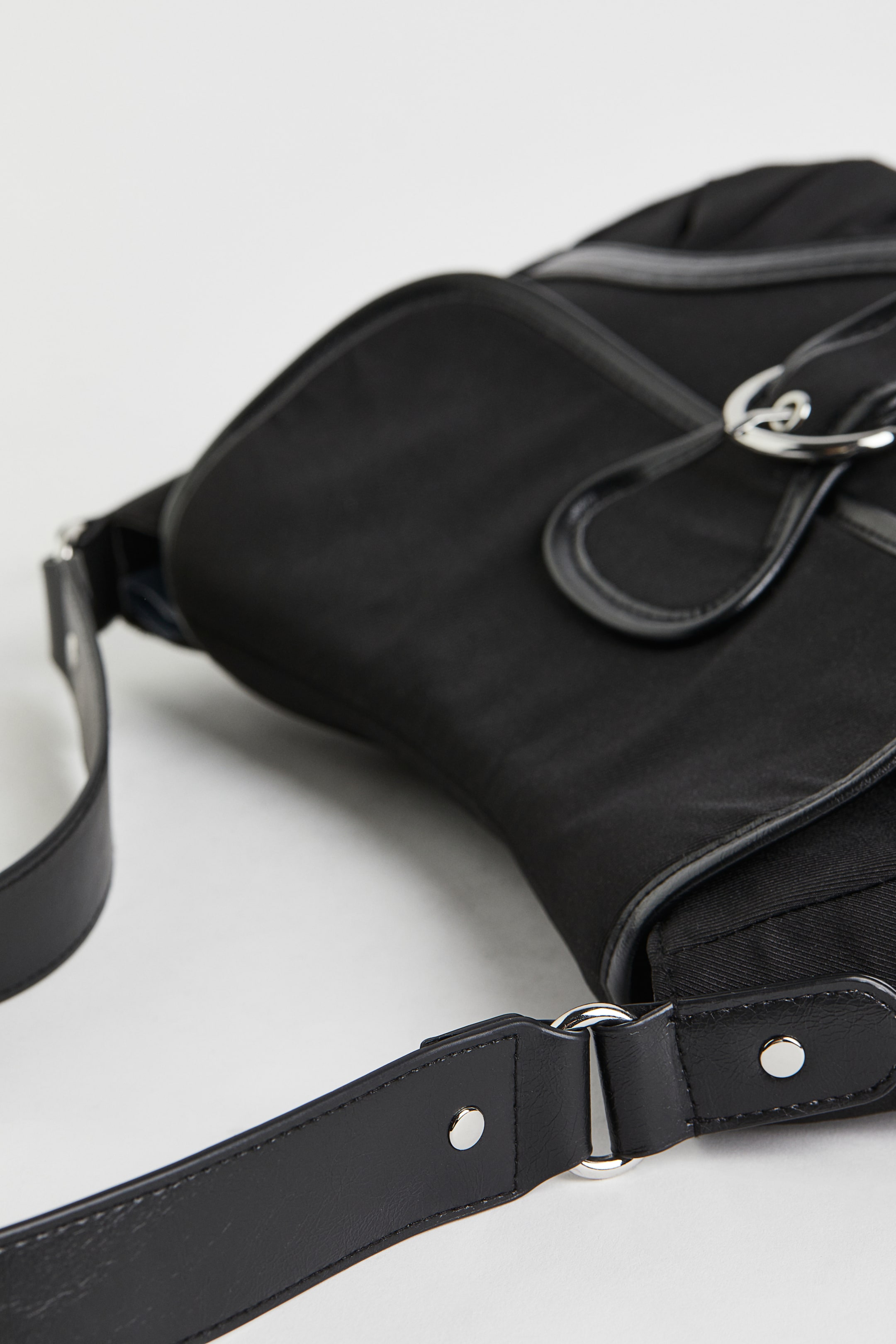 View larger image: Small twill shoulder bag - Black - Ladies | H&M IN 3