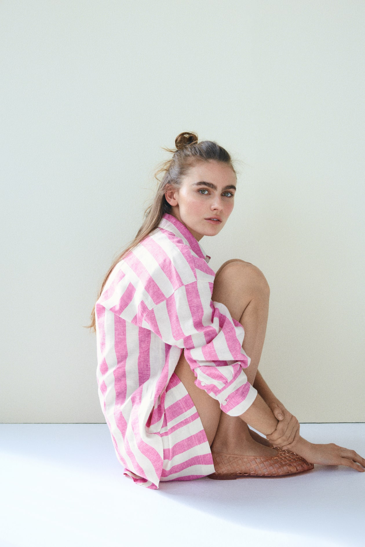 Oversized Linen-Blend Shirt - image 3