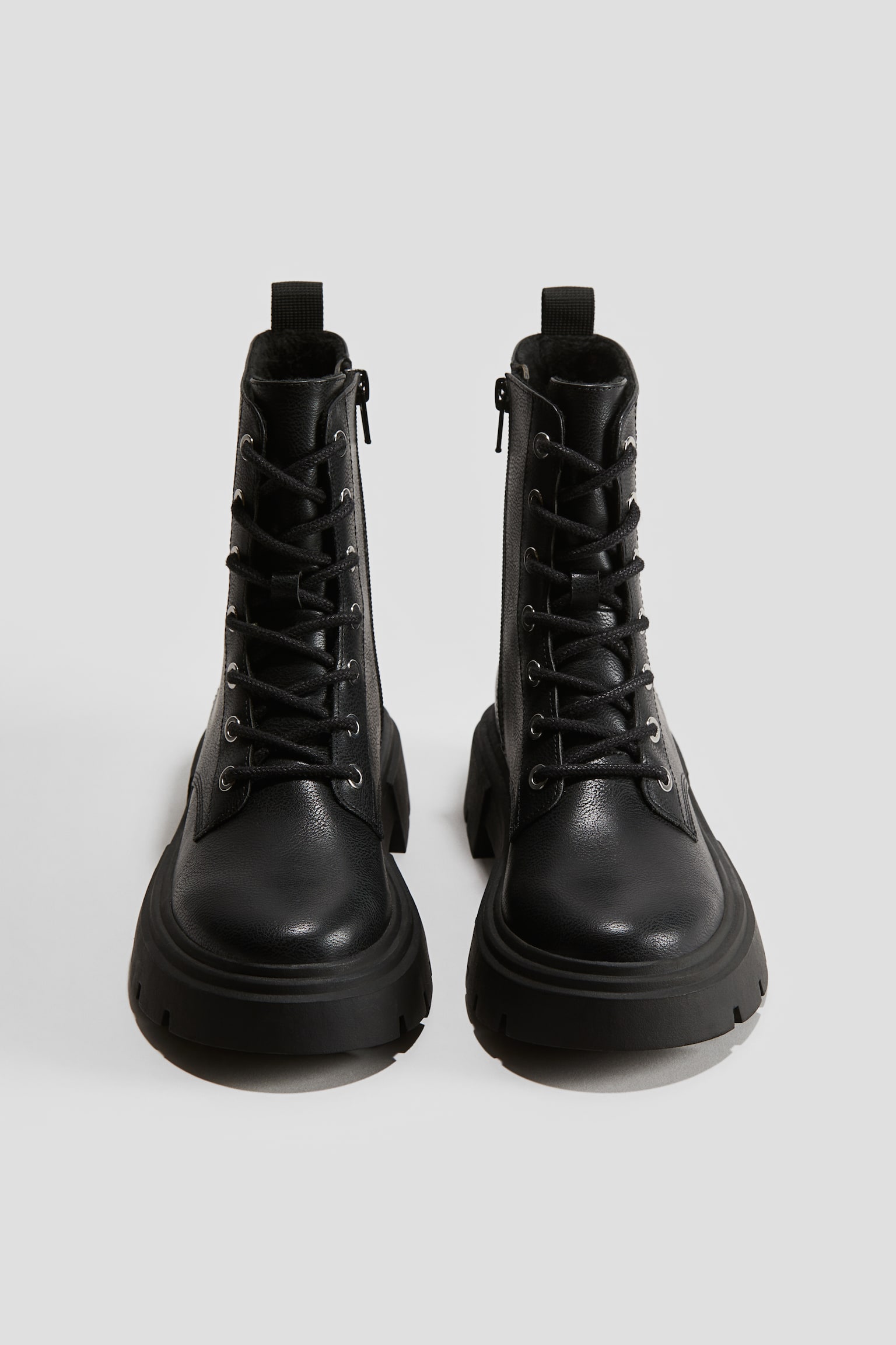 Chunky lace-up boots - Black - 2