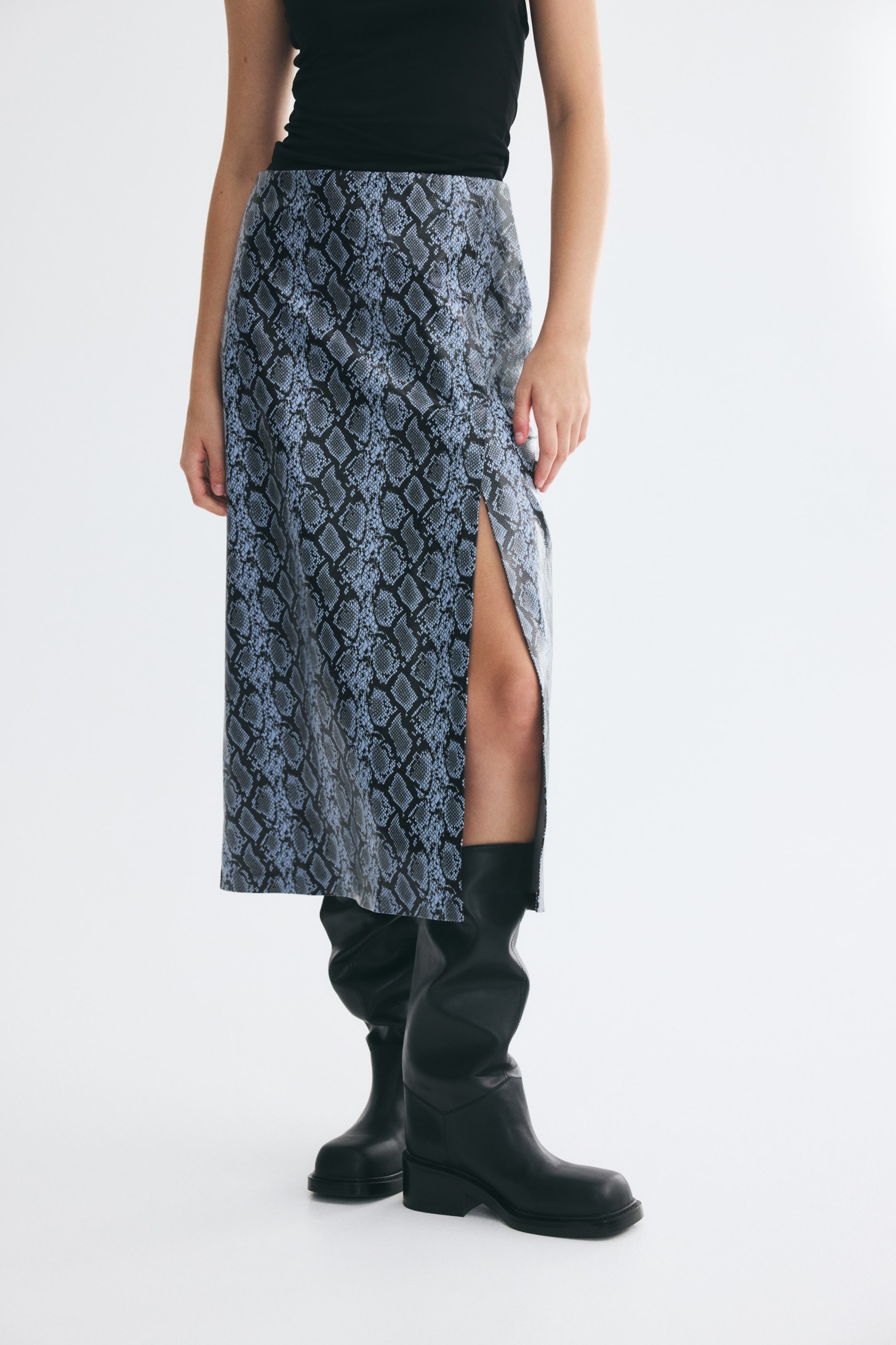 Coated Pencil Skirt