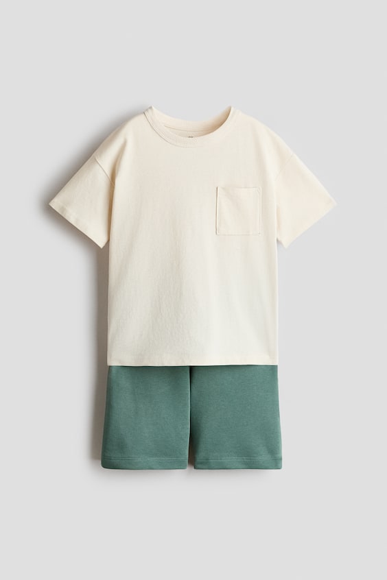 Детские топы H&M 2-Piece T-Shirt and Shorts Set