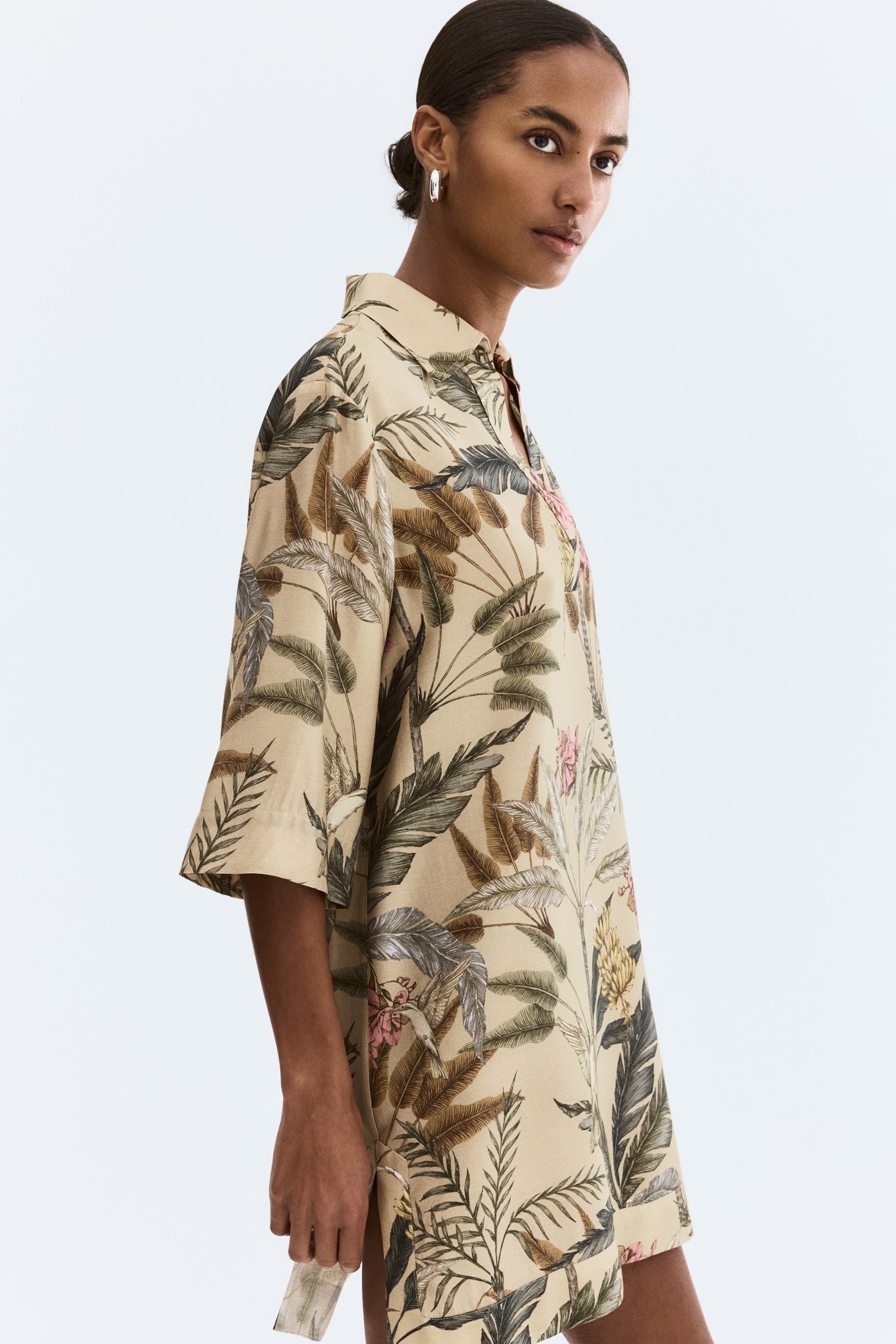 Loose-Fit Tunic Dress
