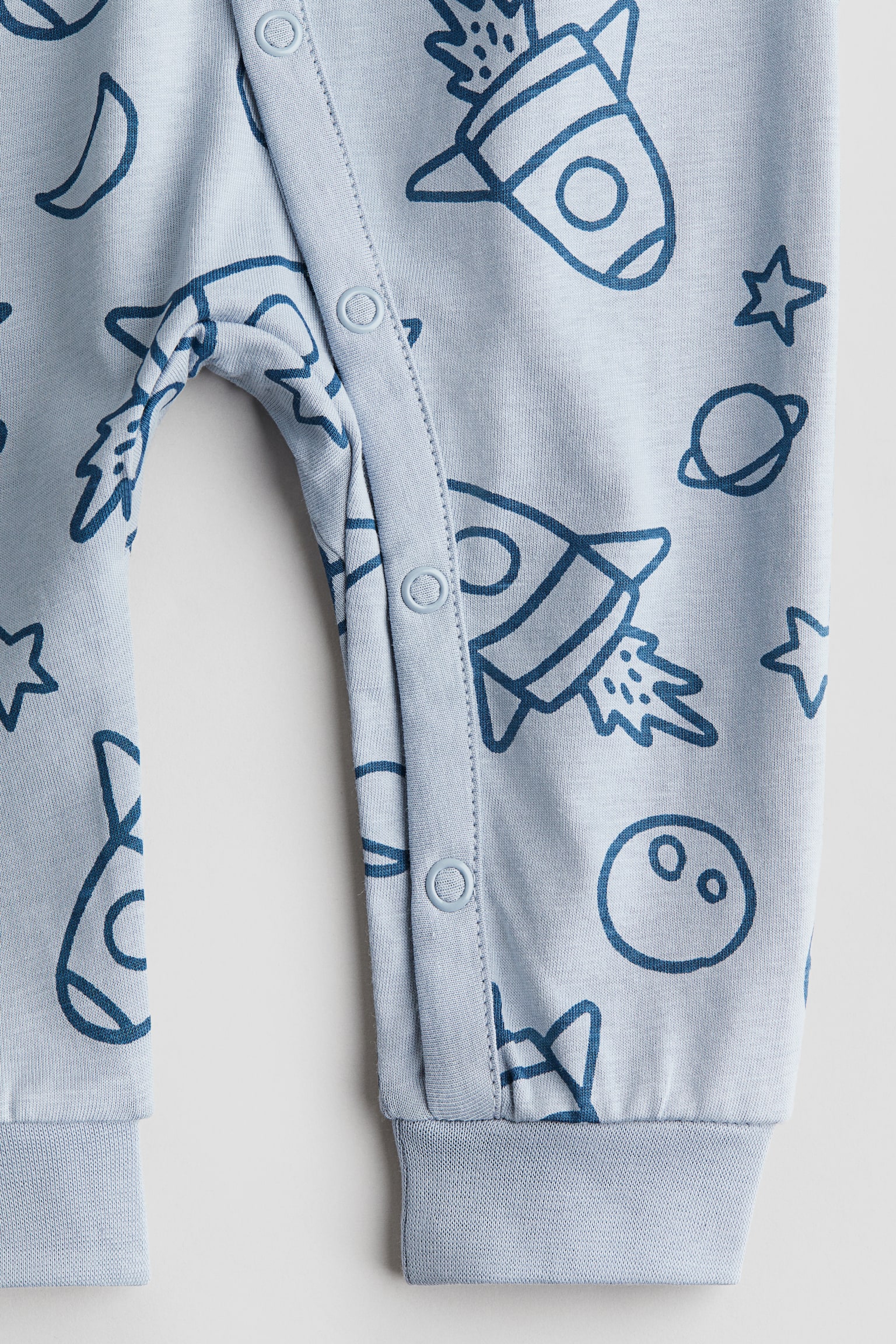 Patterned sleepsuit - Light blue/Spaceships/Red/Christmas/Red/Christmas/Light beige/Patterned/White/Elephants/Light dusty green/Dinosaurs/Light blue/Patterned/White/Bears/Light dusty pink/Horses/Pink/Hearts/Dark grey/Ghosts/White/Hearts - 2