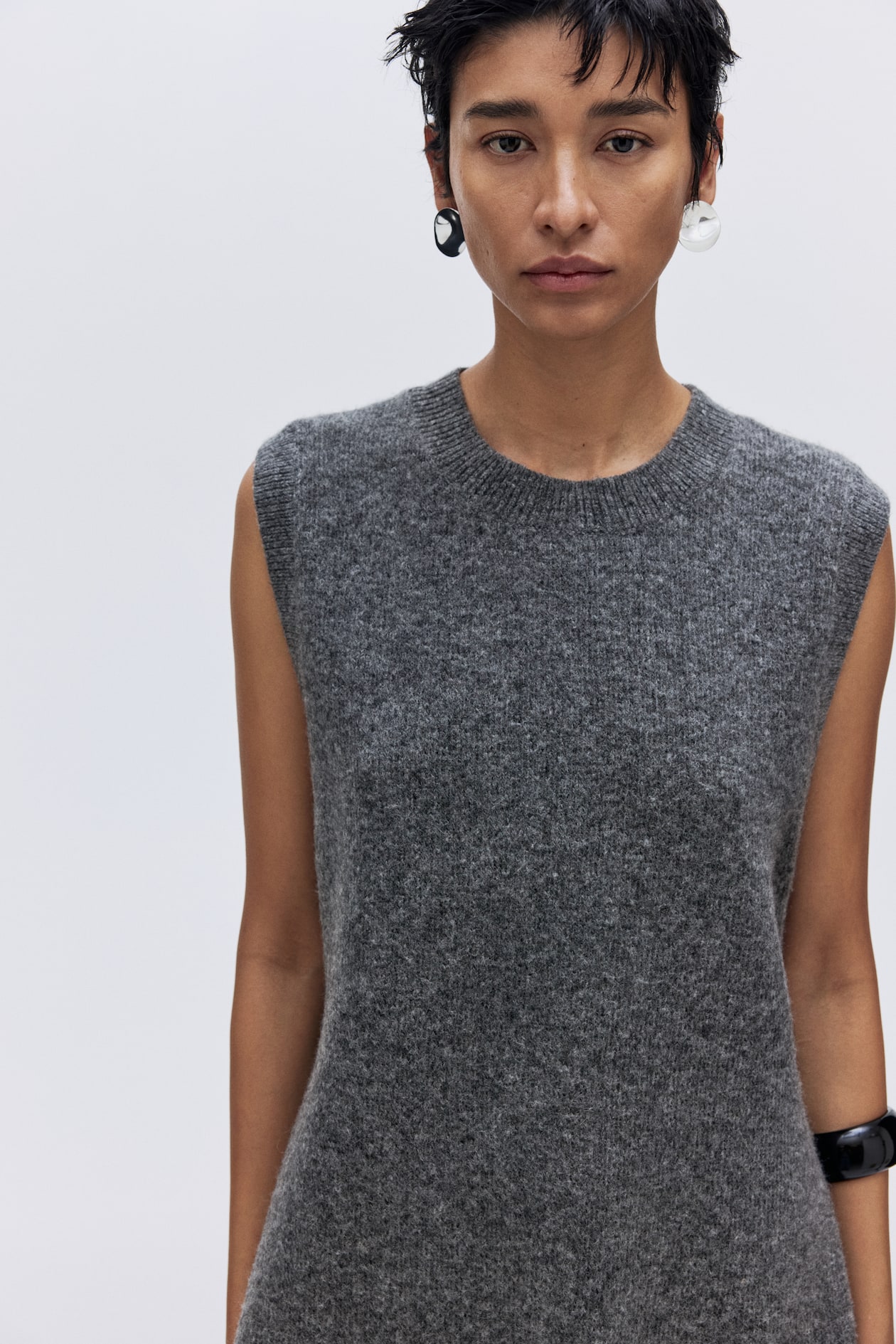 Sweater vest - image 4