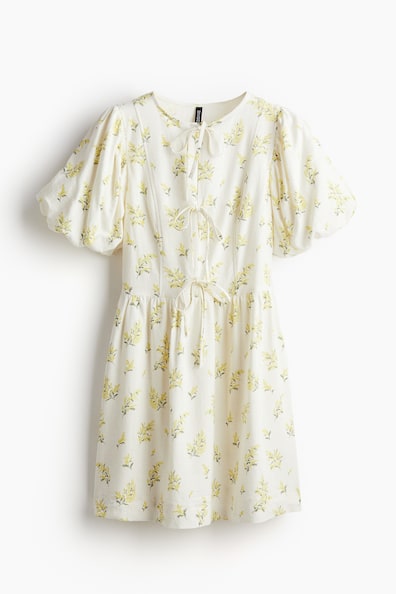 Robe ?� manches bouffantes en lin m?�lang?� - Cr?�me/fleuri - FEMME | H&M FR