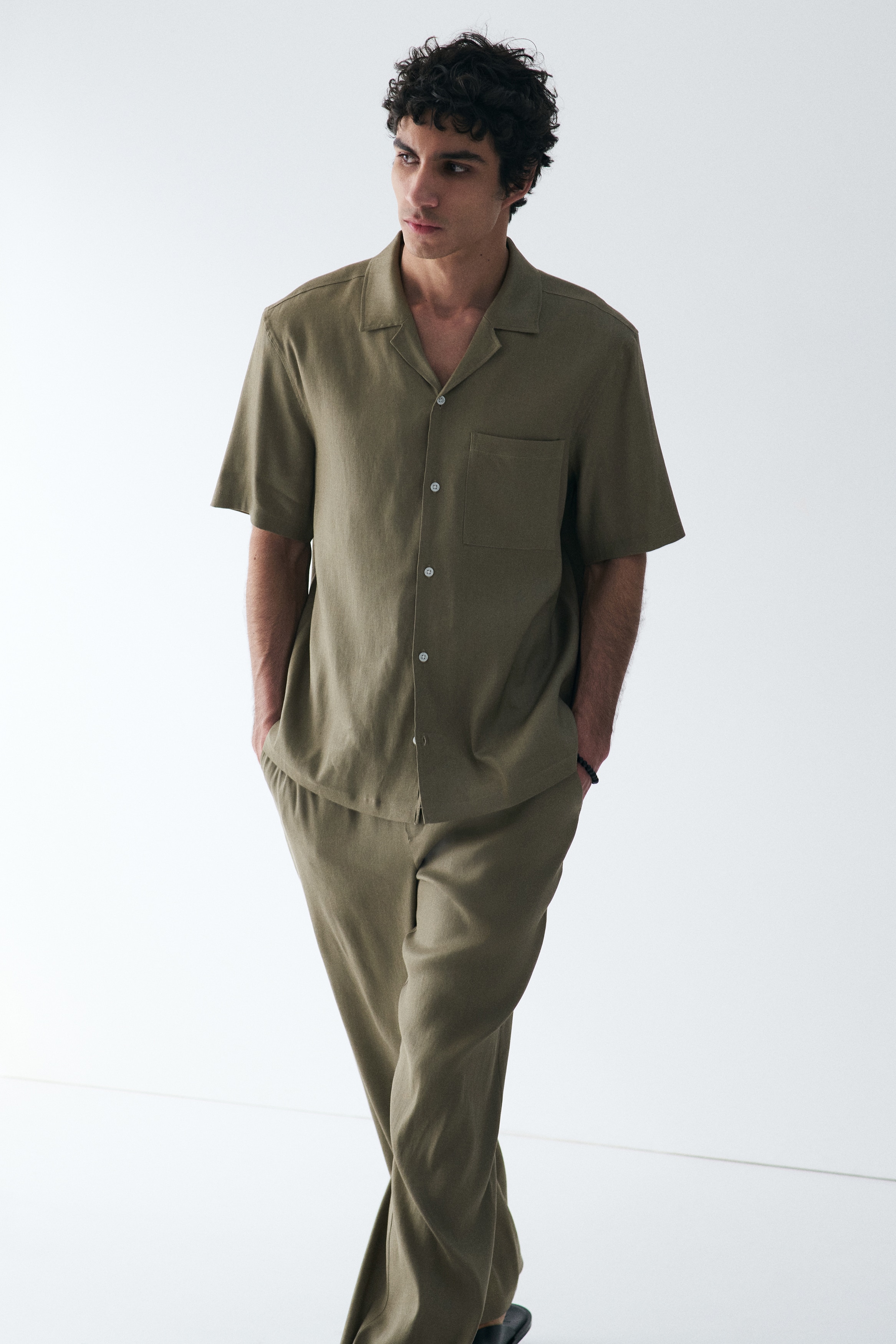 Relaxed-Fit Linen-Blend Resort Shirt from H&M - $44.99