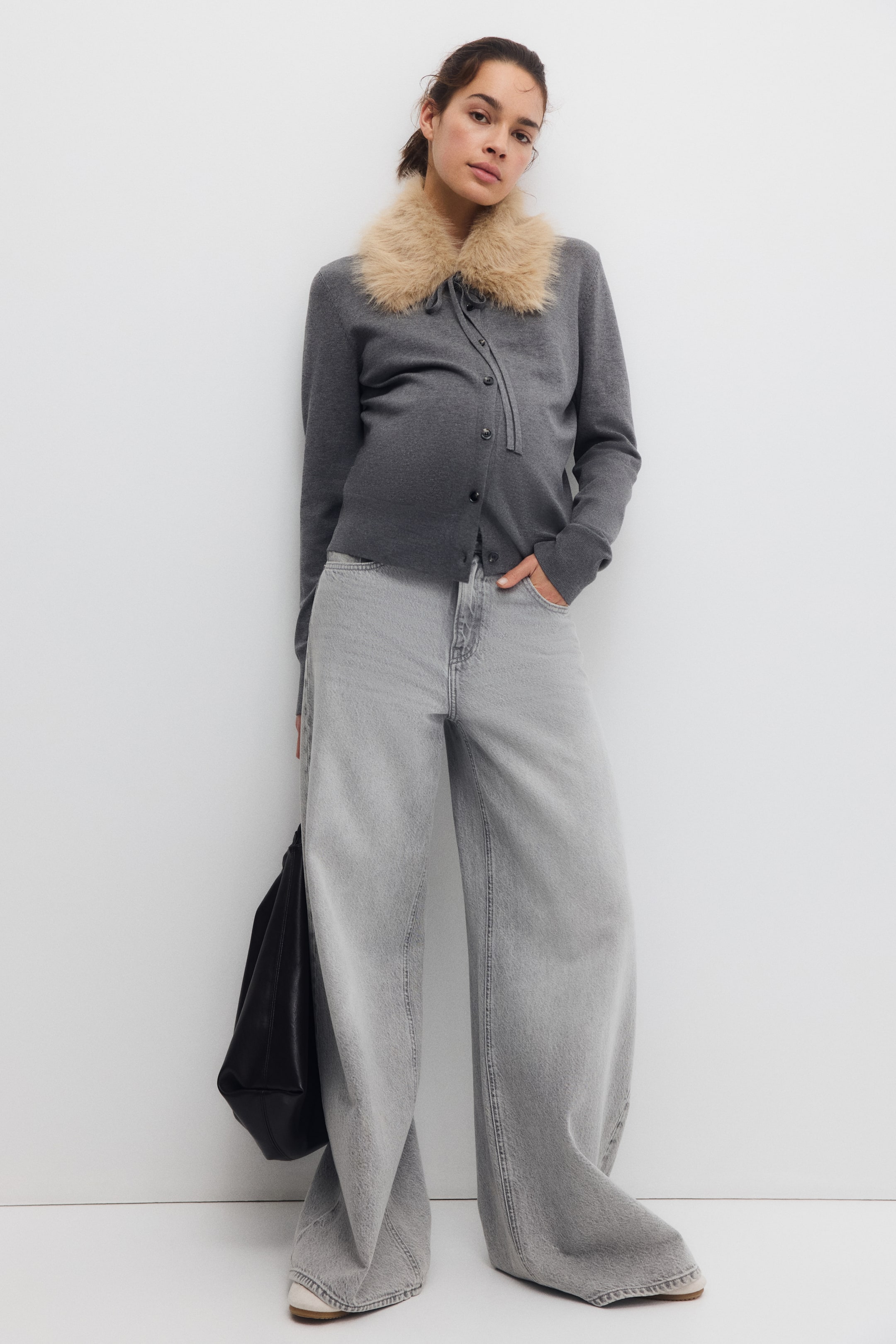 Prikaži veću sliku: MAMA Džemper na kopčanje s kragnom - Siva - Ladies | H&M RS 1