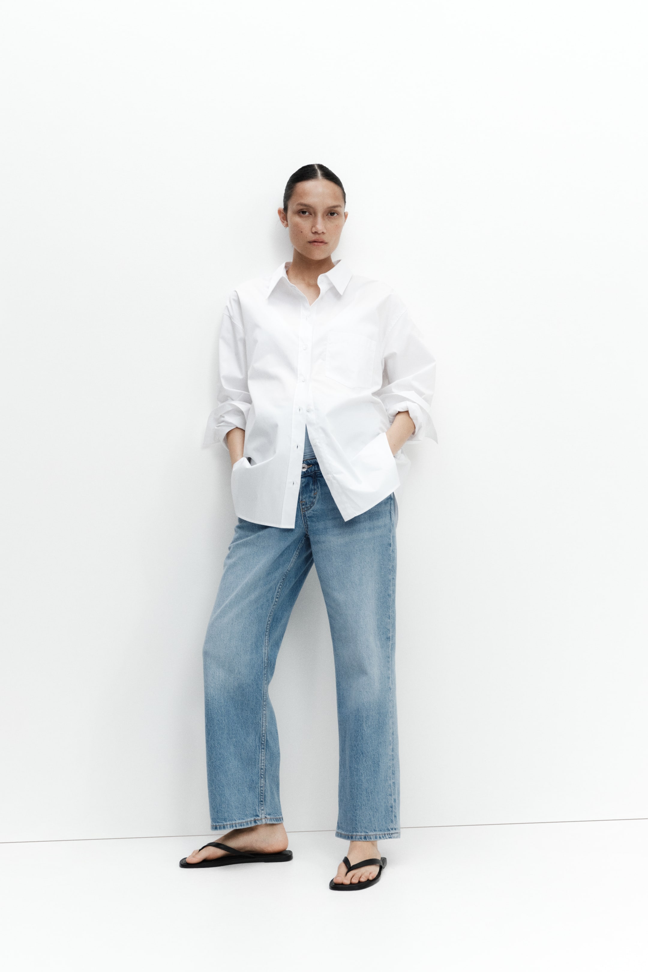 MAMA Straight Ankle Jeans