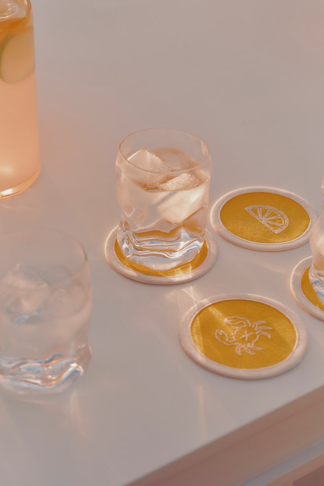 2-Pack Low Sculptural Glass Tumblers - Transparent - 3