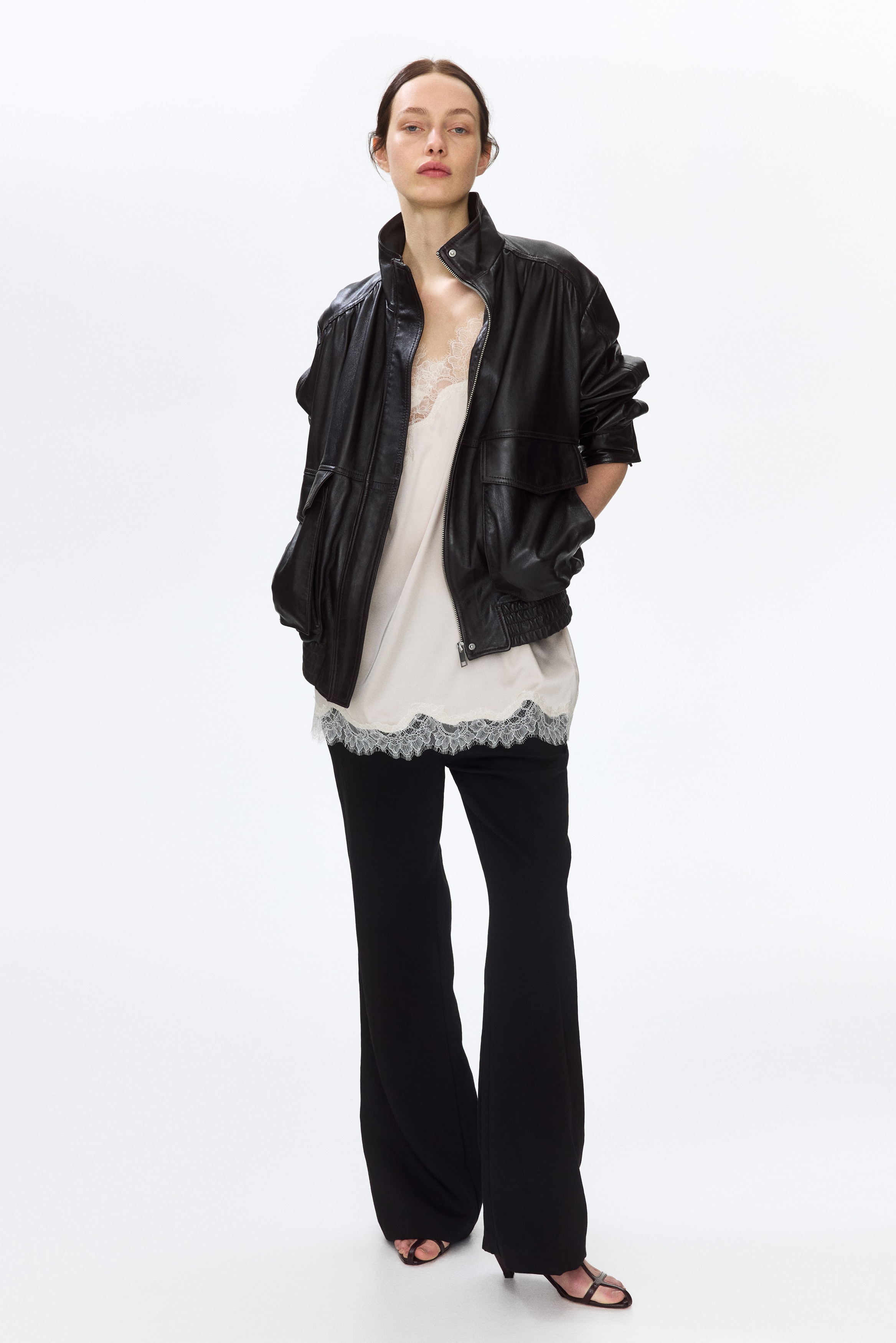 Elegante Hose mit Bootcut - Schwarz/Dunkelbraun/Hellbeige/Khakigrün