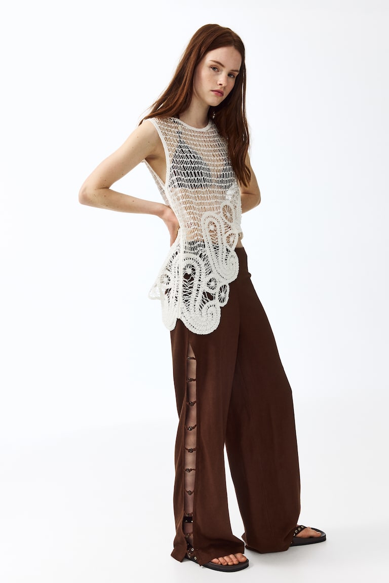 Pantalone od mešavine lana s ukrasnim perlicama