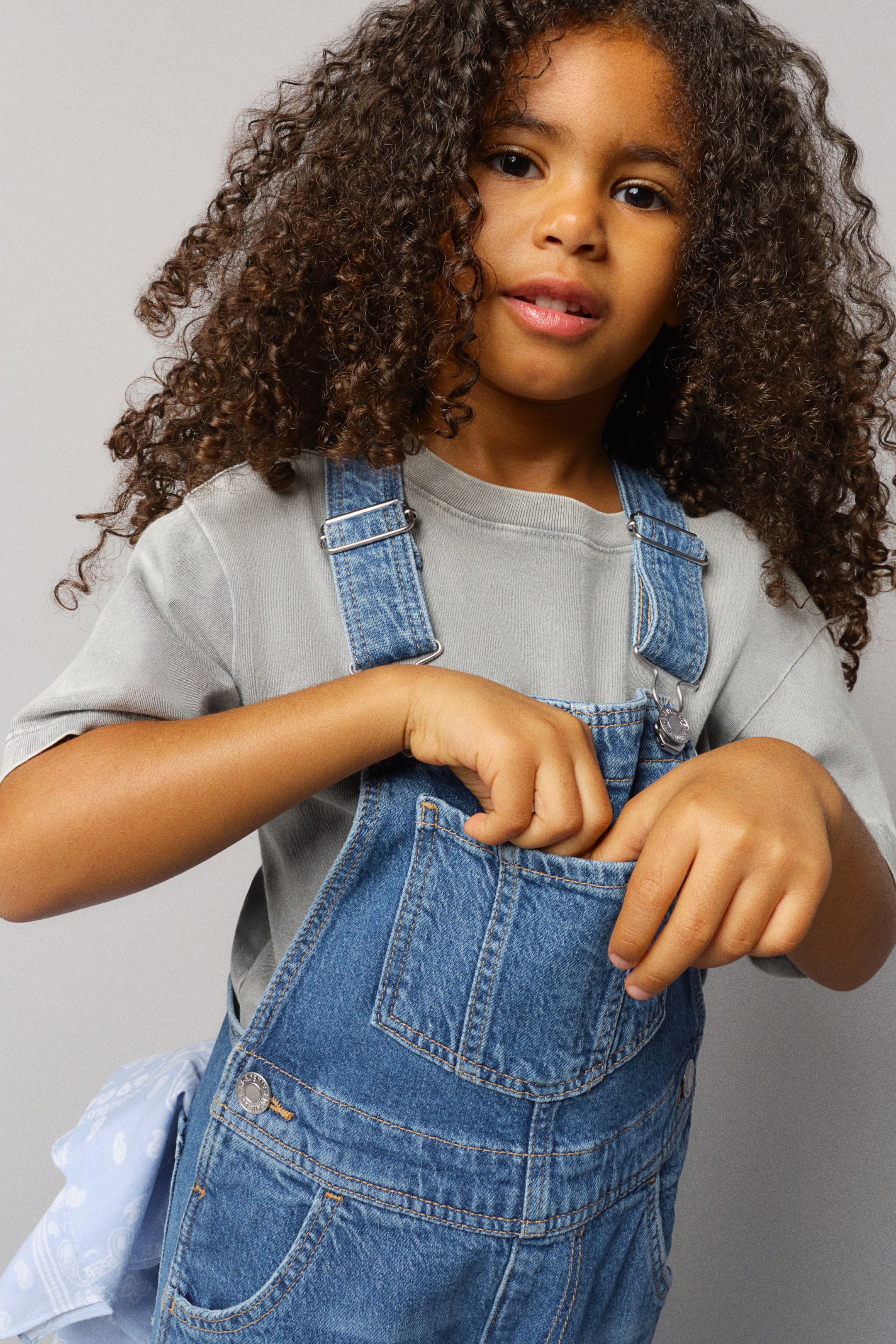 Farmerke na tregere - Teksas plava - Kids | H&M RS