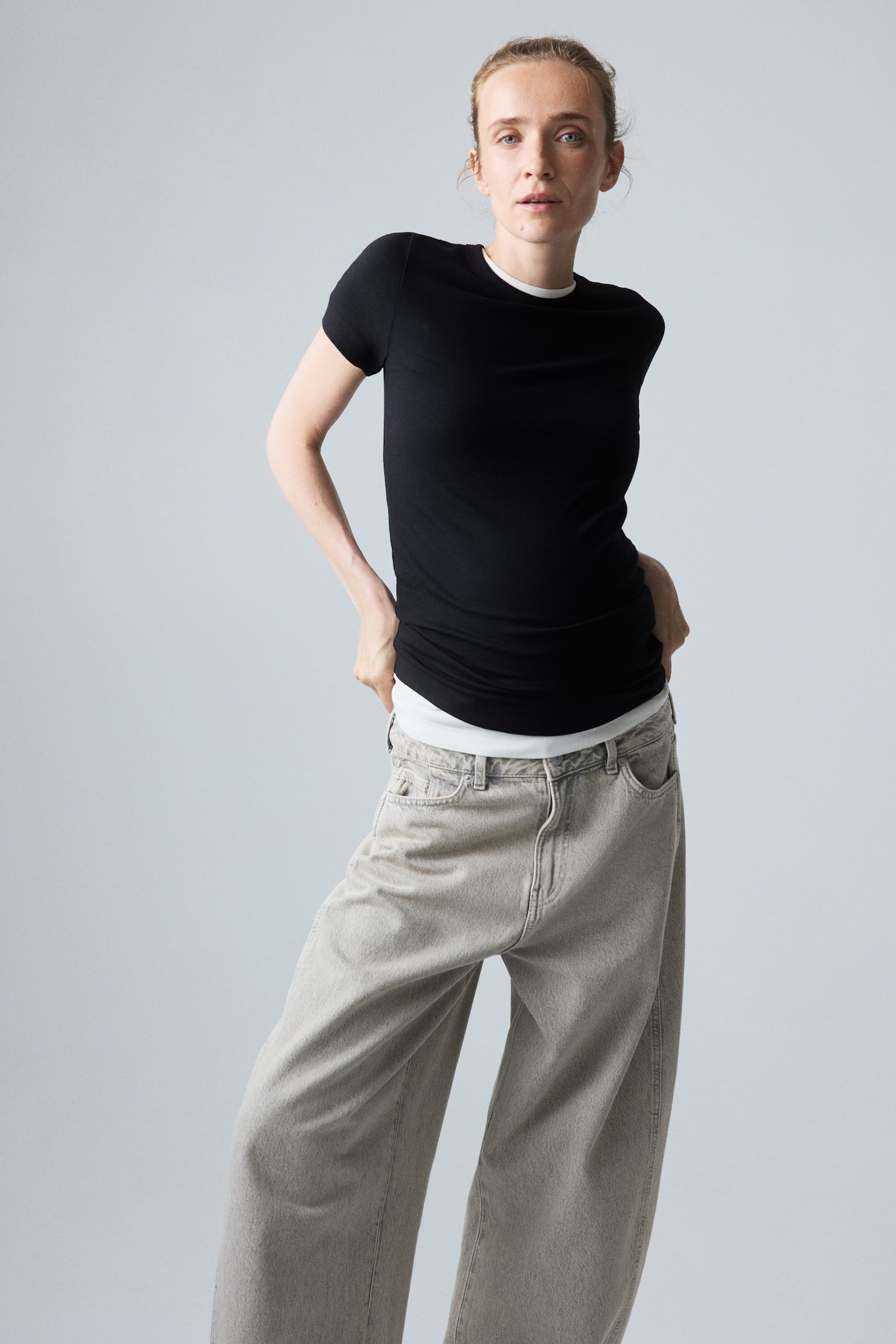 Женские футболки H&M Mama 2-Pack Ribbed T-Shirts, цвет: Чёрный / Кремовый — фото 3