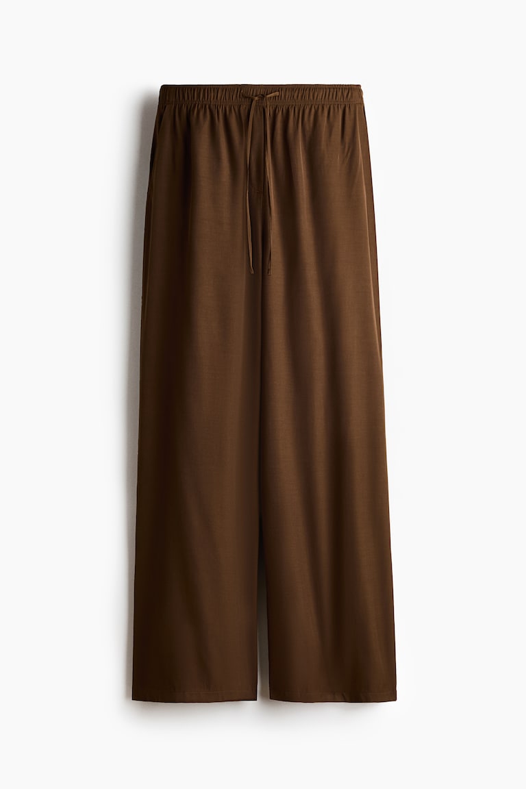 Široke pantalone s učkurom