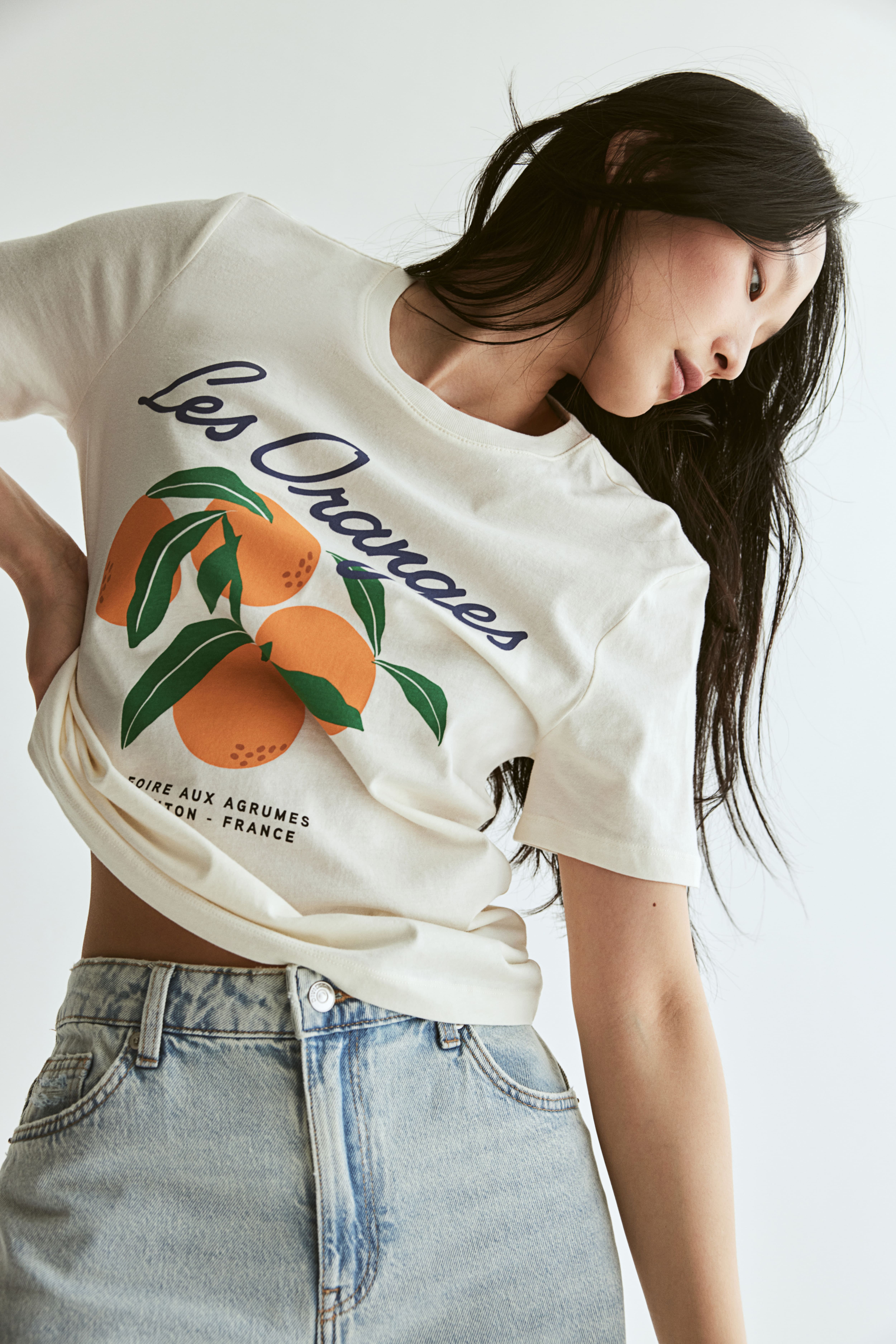 Printed T-shirt - Round Neck - Short sleeve - Cream/oranges - Ladies | H&M  US