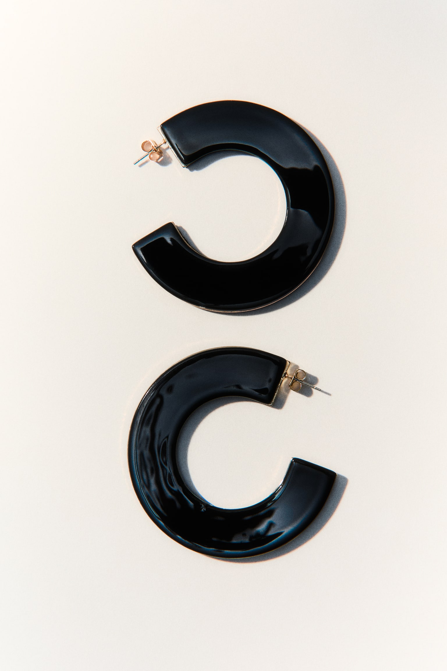 Chunky hoop earrings - Black - 1