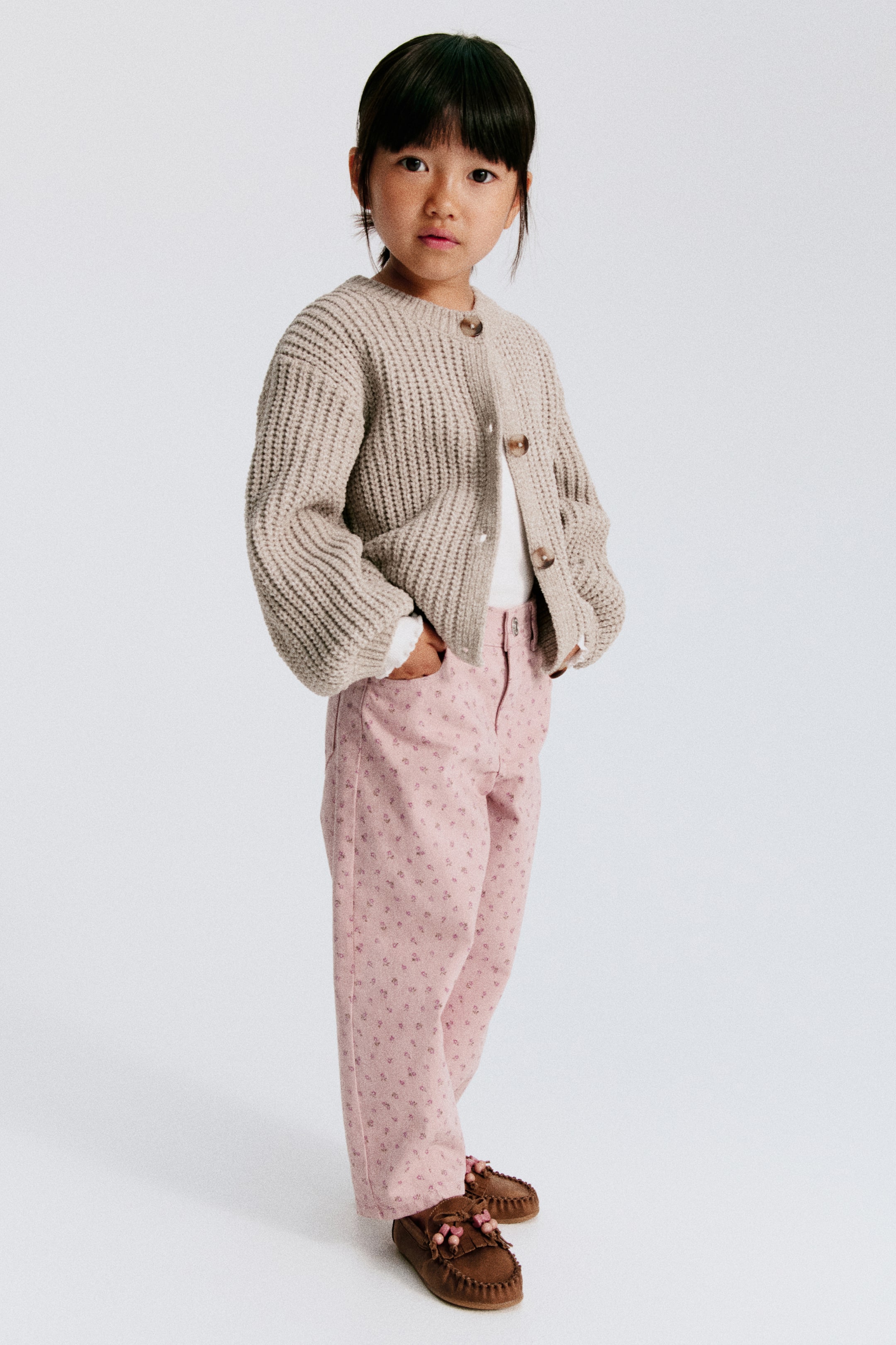 View larger image: Cotton twill barrel trousers - Light dusty pink/Floral - Kids | H&M IE 1