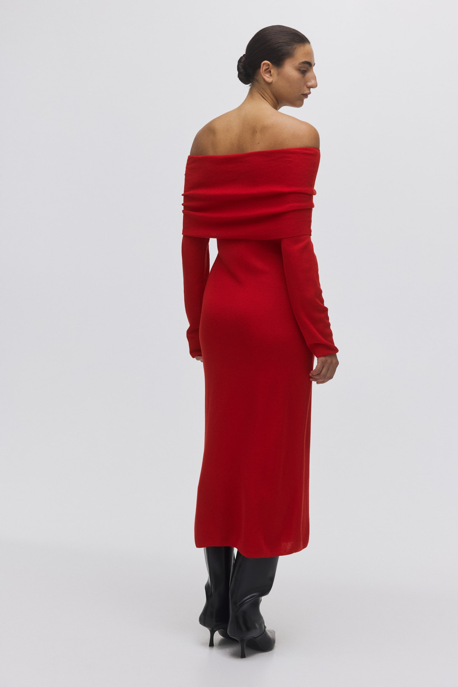 שמלה עם כתפיים חשופות - Red - 3