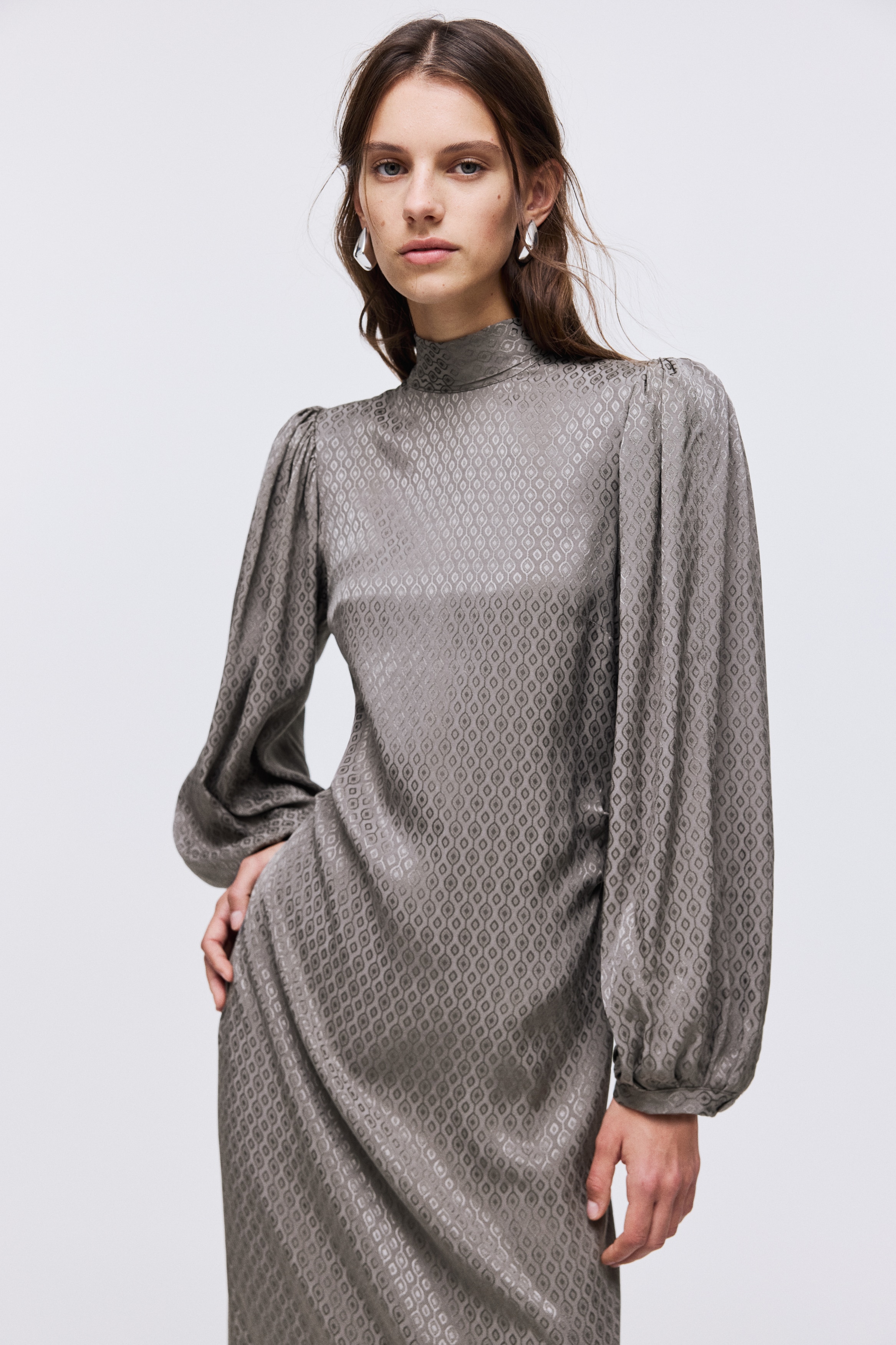 Dam - Ljuslila Satinklänning med knytband - Size: L  - H&M