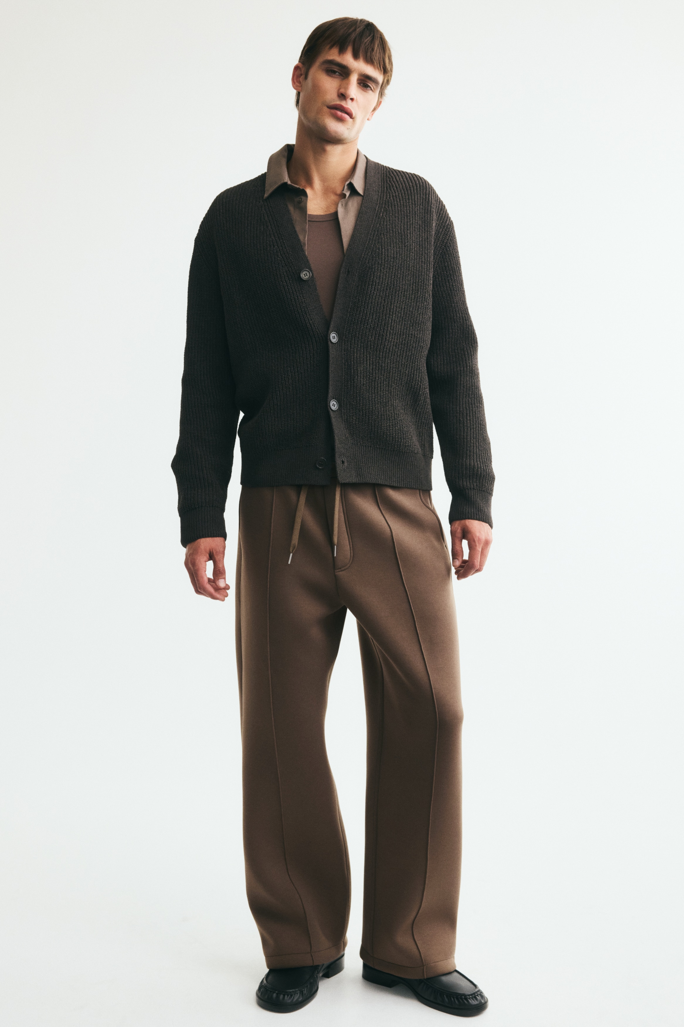 Şık Jogger Pantolon Relaxed FitModel