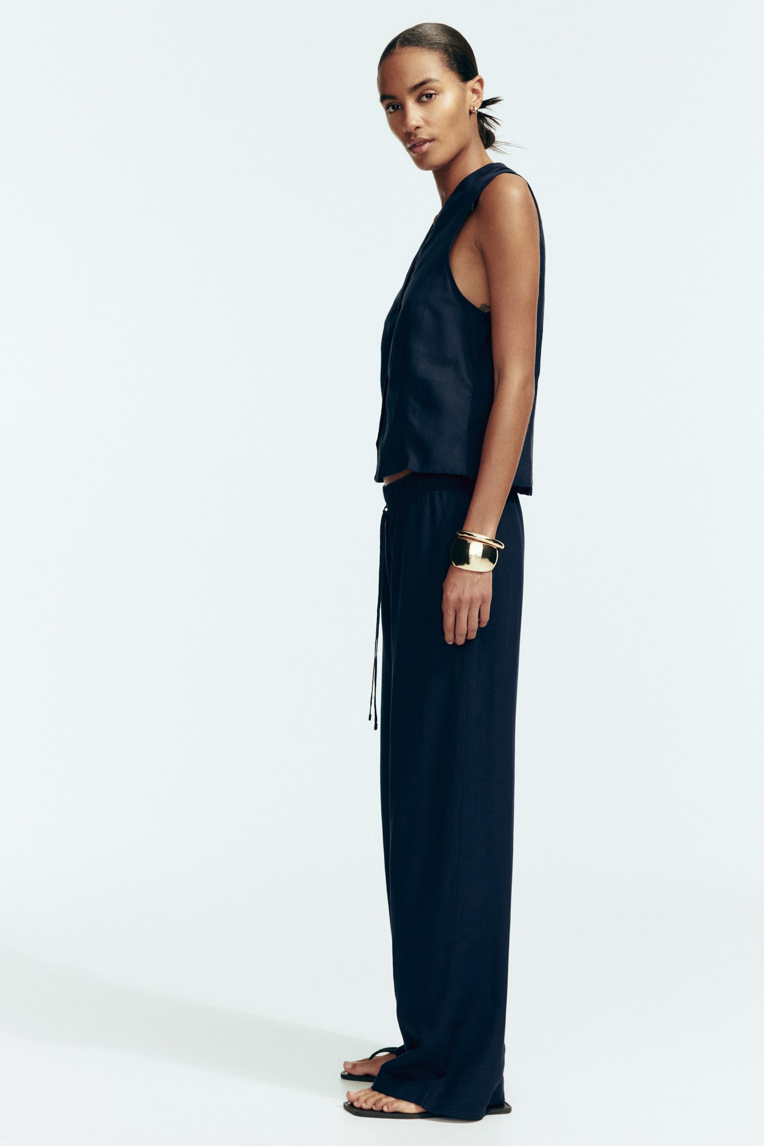 Linen-blend trousers - Navy blue/Bright red/White/Striped/Light pink/Light yellow/Brown - 2