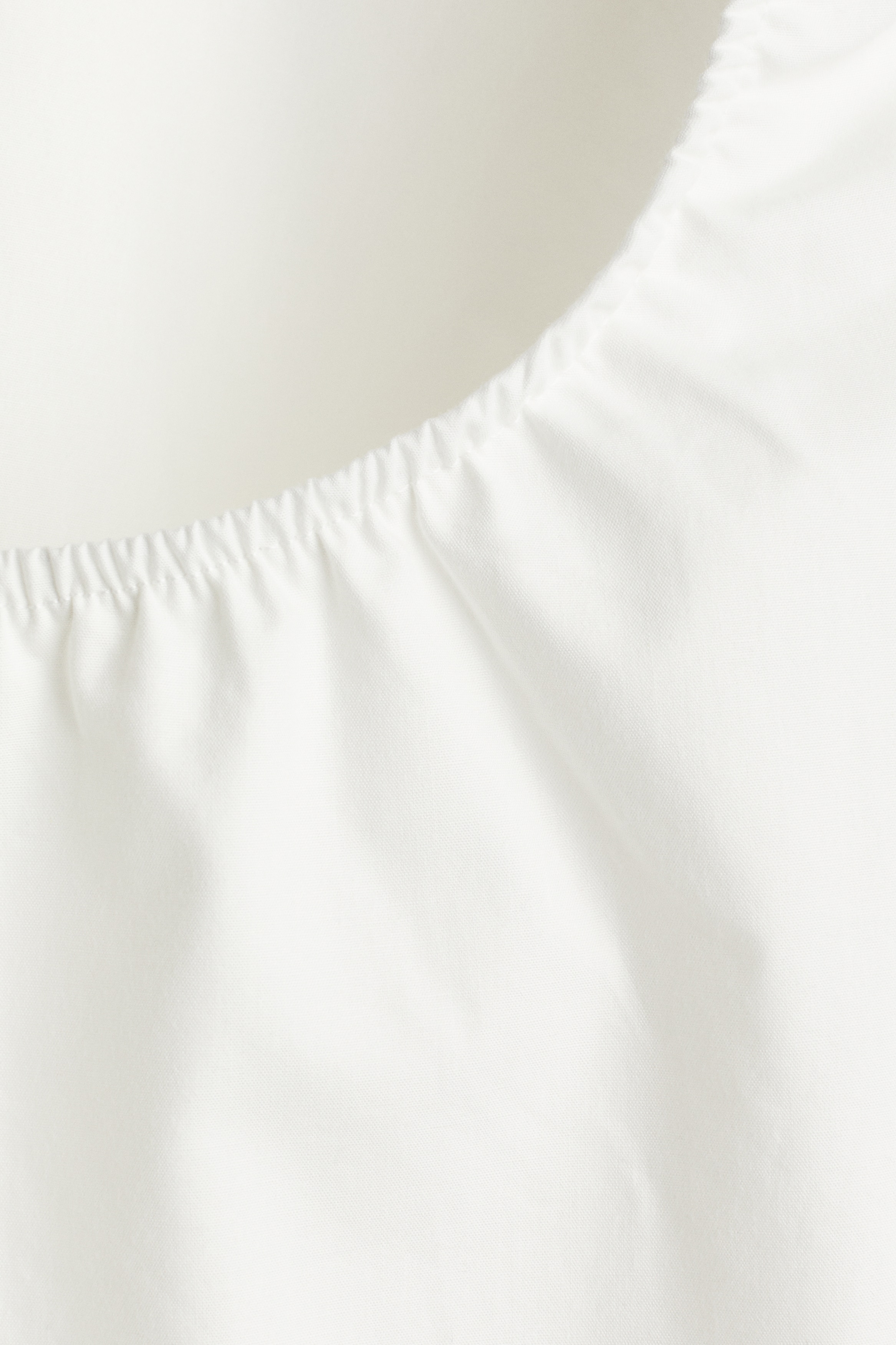 Puff-sleeved blouse