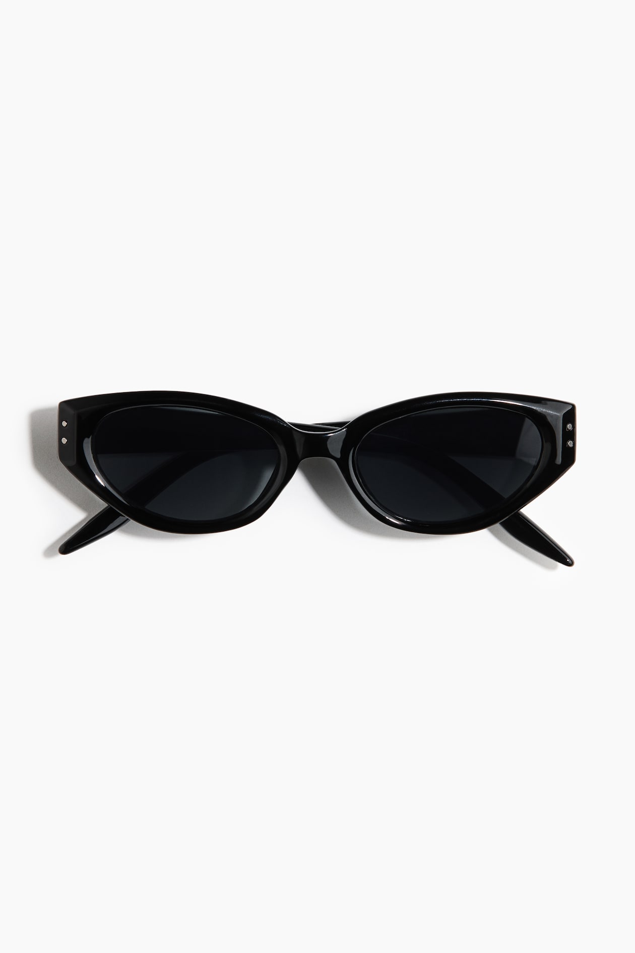 Red Cat-Eye H&M Fabrique En Chine 1083022 1 322816 Sunglasses Black Frame Women main image 3