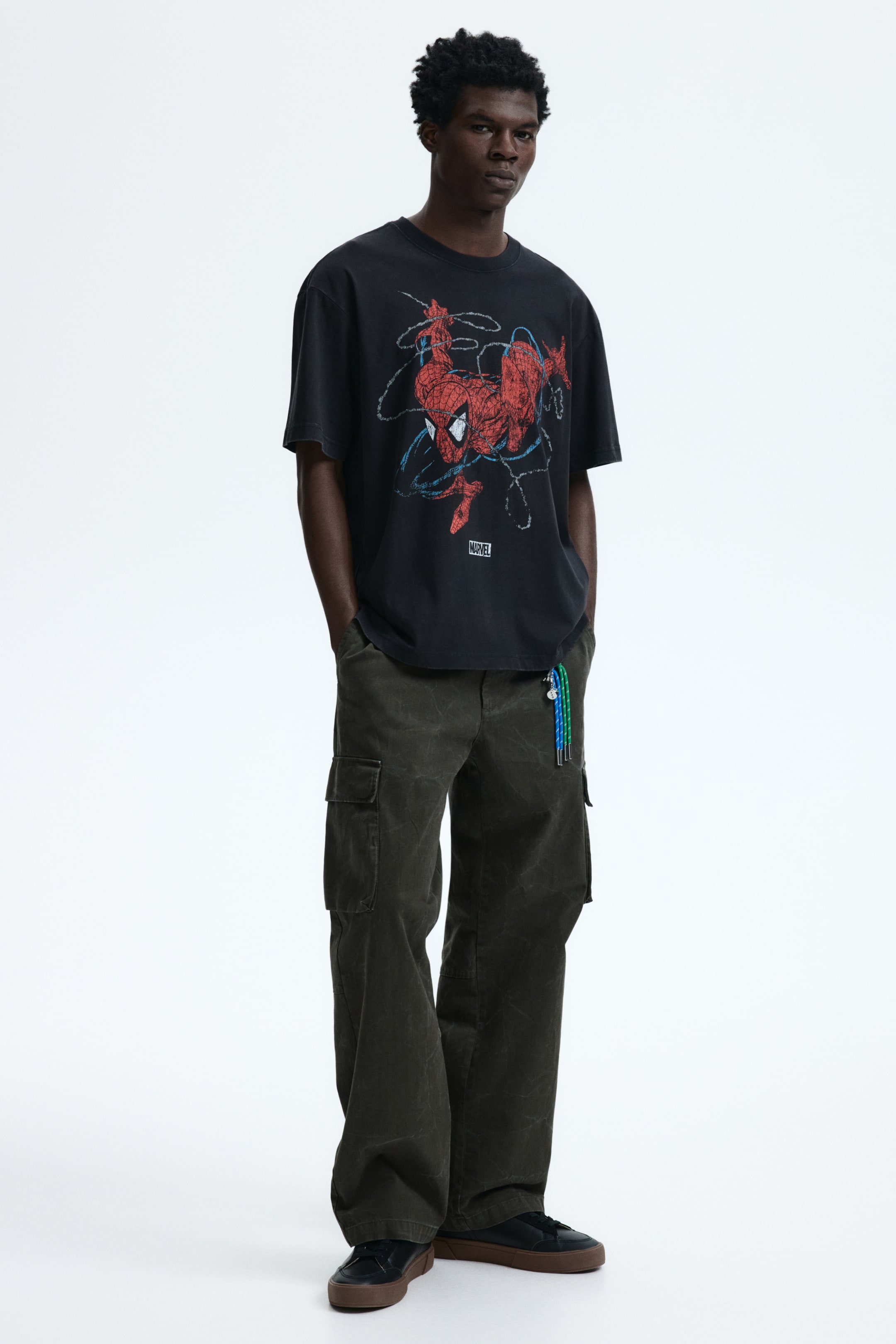 Ampliar la imagen: Playera Loose Fit con diseño - Negro/Spider-Man - Men | H&M MX 1