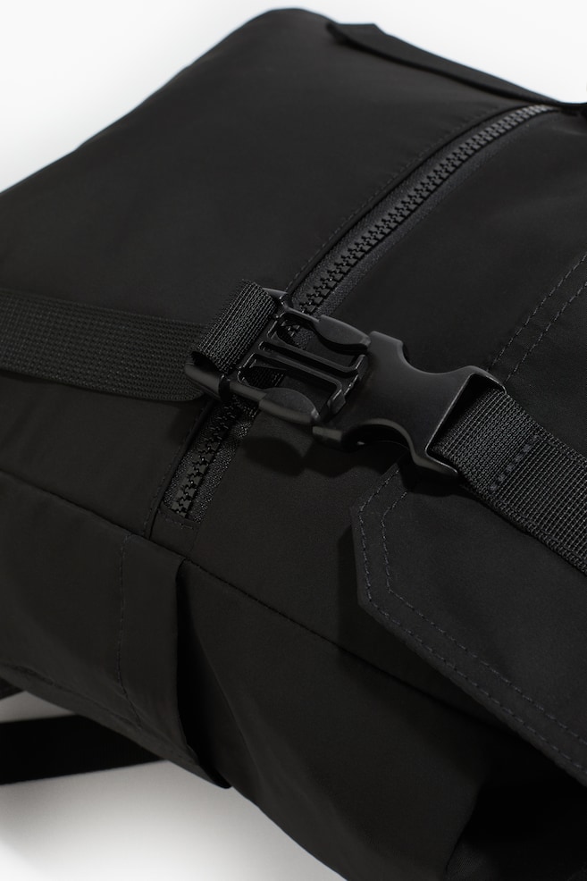 Water-repellent sports backpack - Black/Light grey - 2