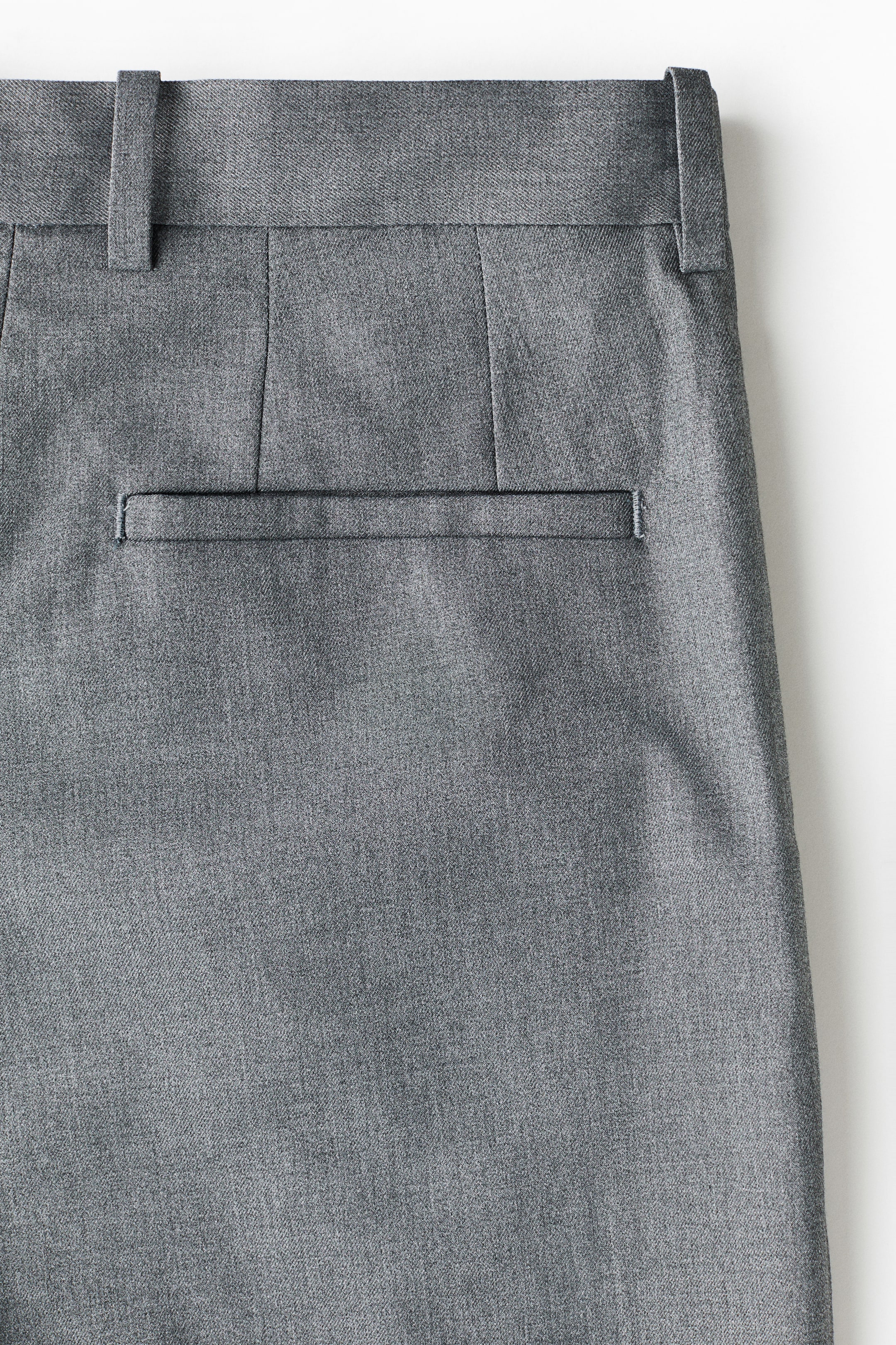 Loose-Fit Tailored Pants