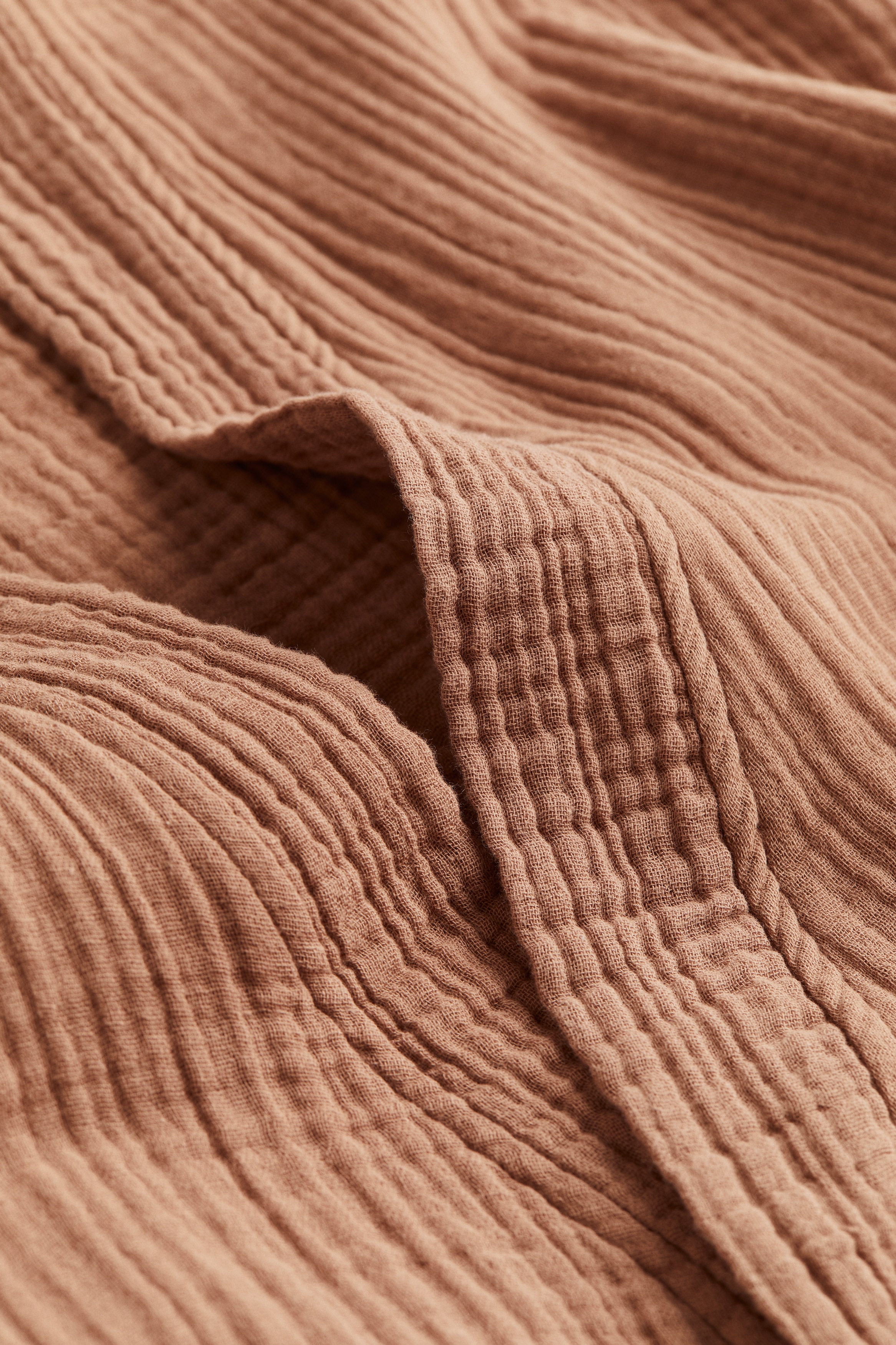 Muslin dressing gown