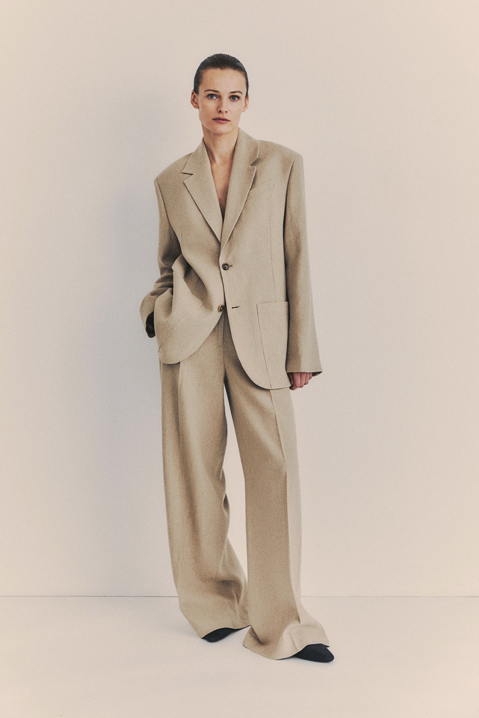 Tailored Linen Pants - Beige/Light beige/Black - 6