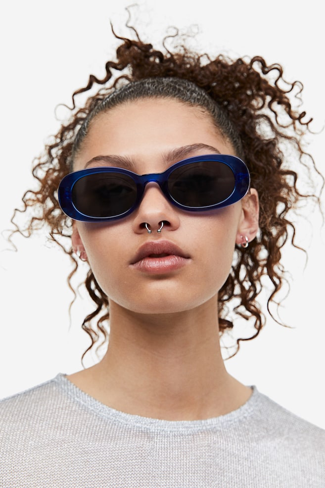 Oval sunglasses - Bright blue/Black - 2
