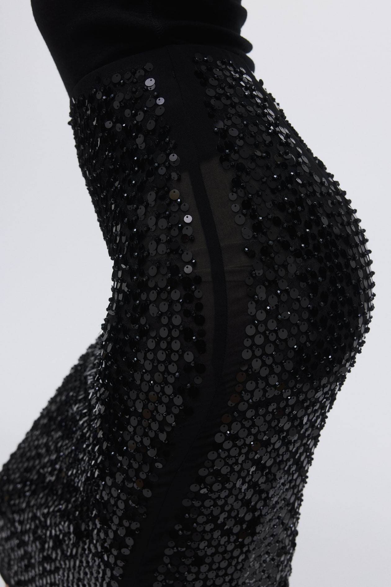 Sequined Pencil Skirt - image 4