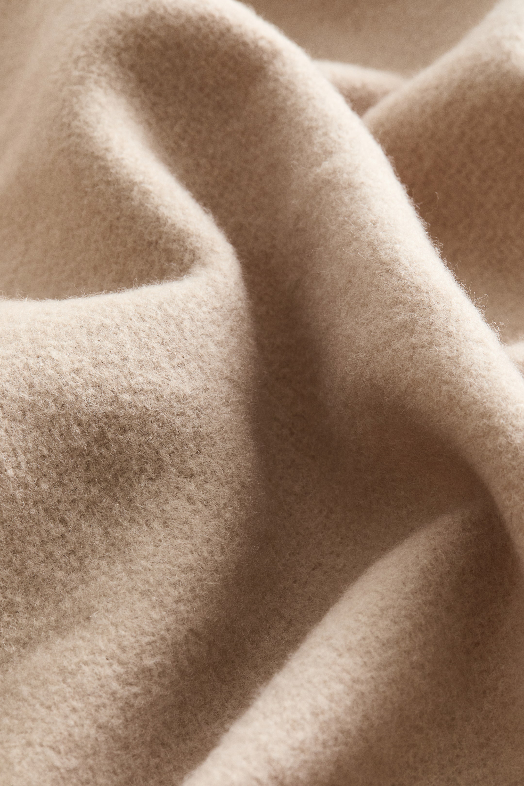 Visualizza immagine più grande: Coperta in misto lana con frange - Beige - HOME | H&M IT 4