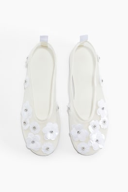 Ballerinaskor i mesh med applikationer