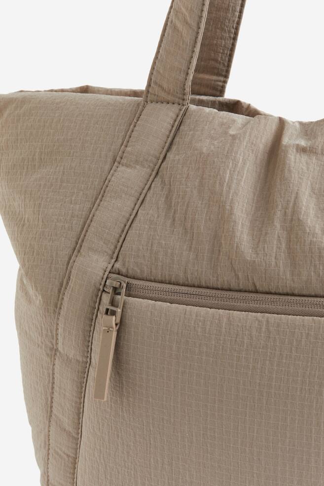 Water-repellent padded sports tote - Beige - 3
