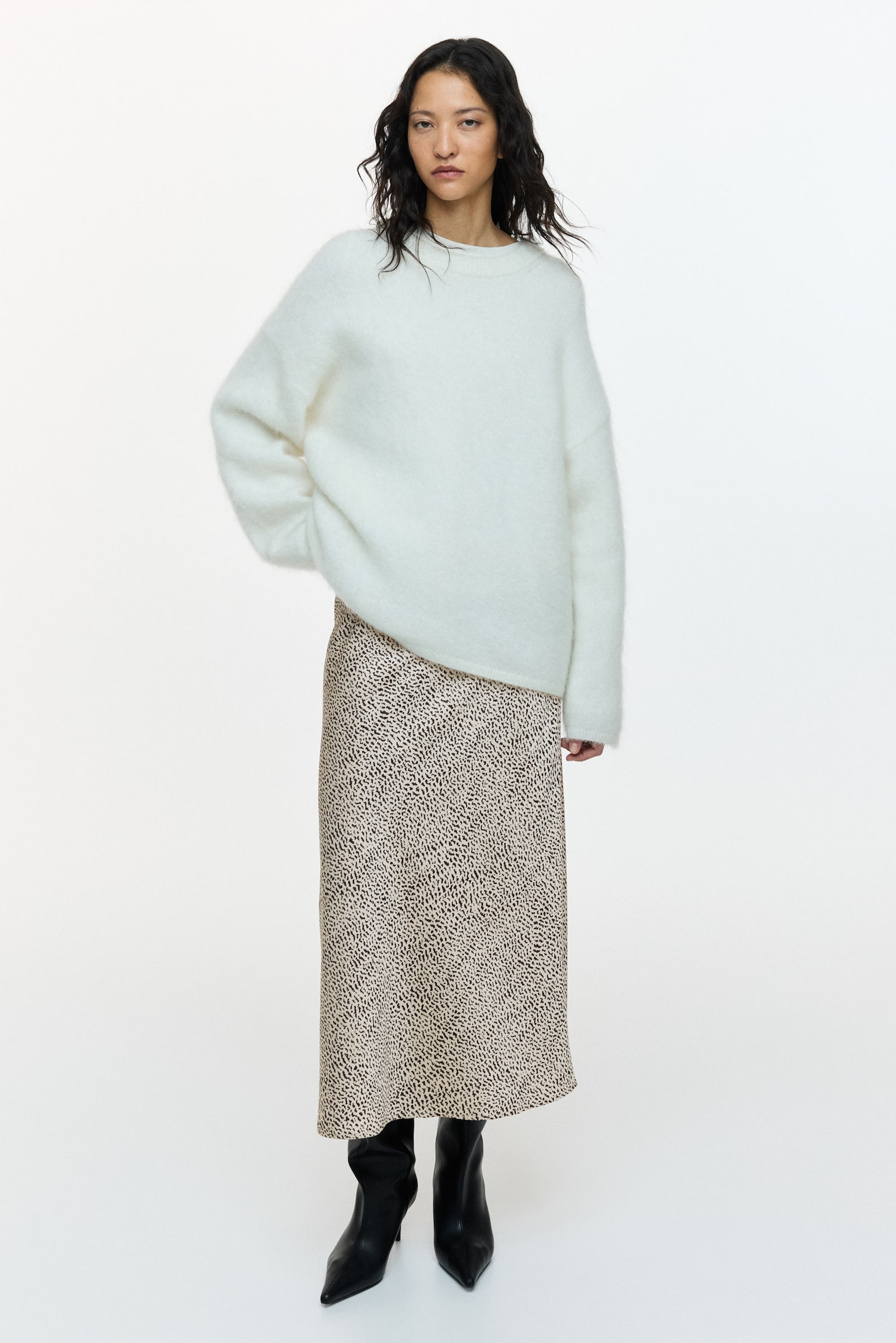 Midi skirt - Light beige/Patterned/Black/Zebra print/Gold-coloured/Black/Light beige/Zebra print/Black/Spotted/Dark brown/Spotted/Light beige/Leopard print - 1