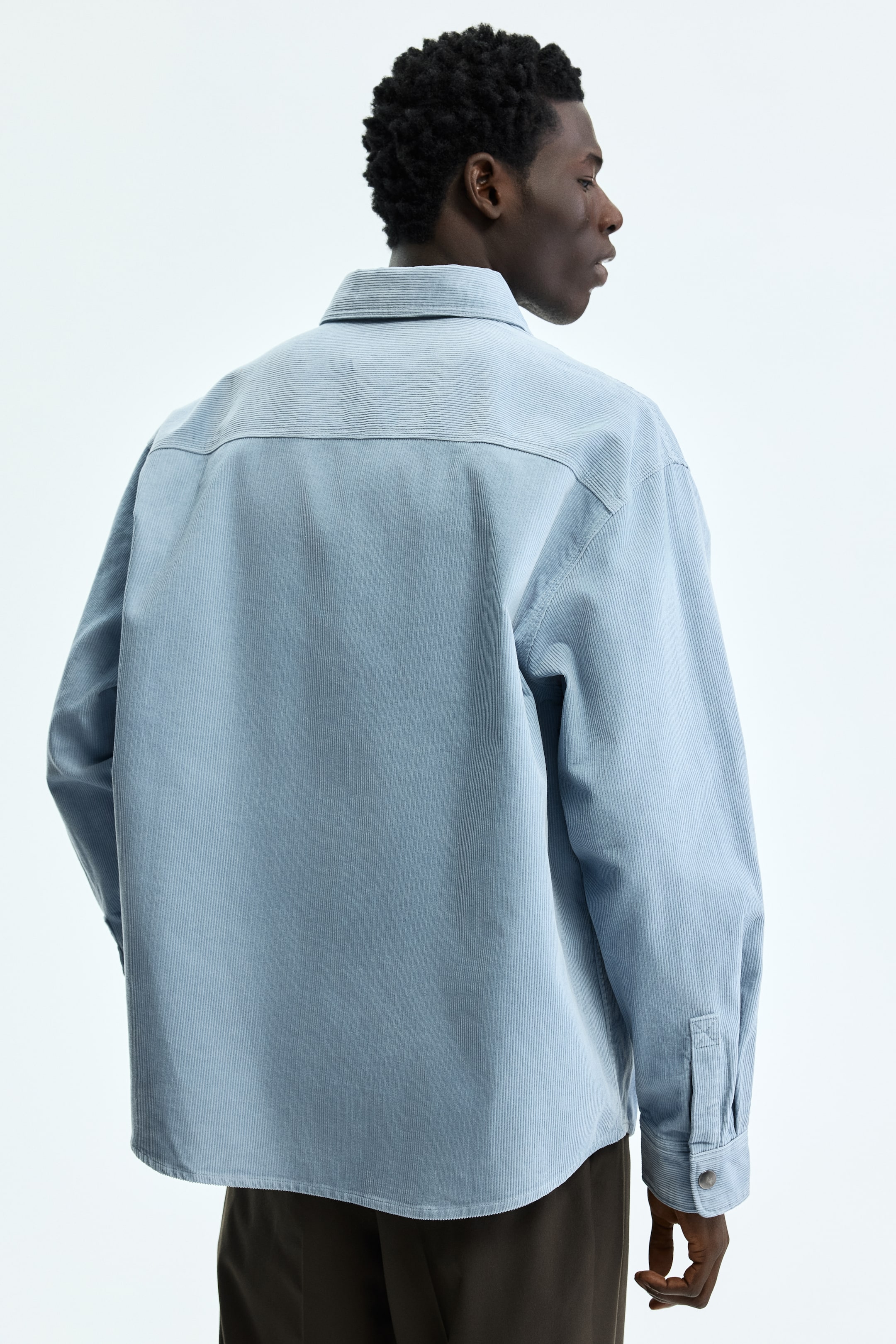 Мужские рубашки H&M Oversized Cotton Corduroy Shirt — фото 4